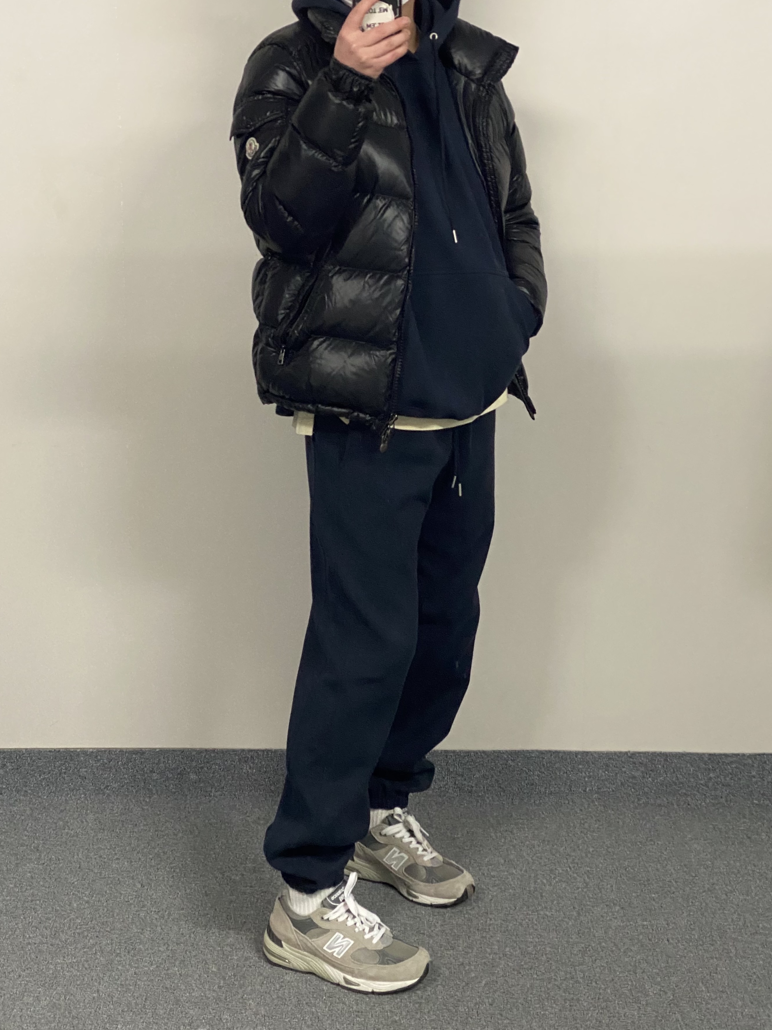 New Balance 991 Made in UK Grey, Moncler Maya Short Down Jacket Black - 22FW 착용 스타일 - 2