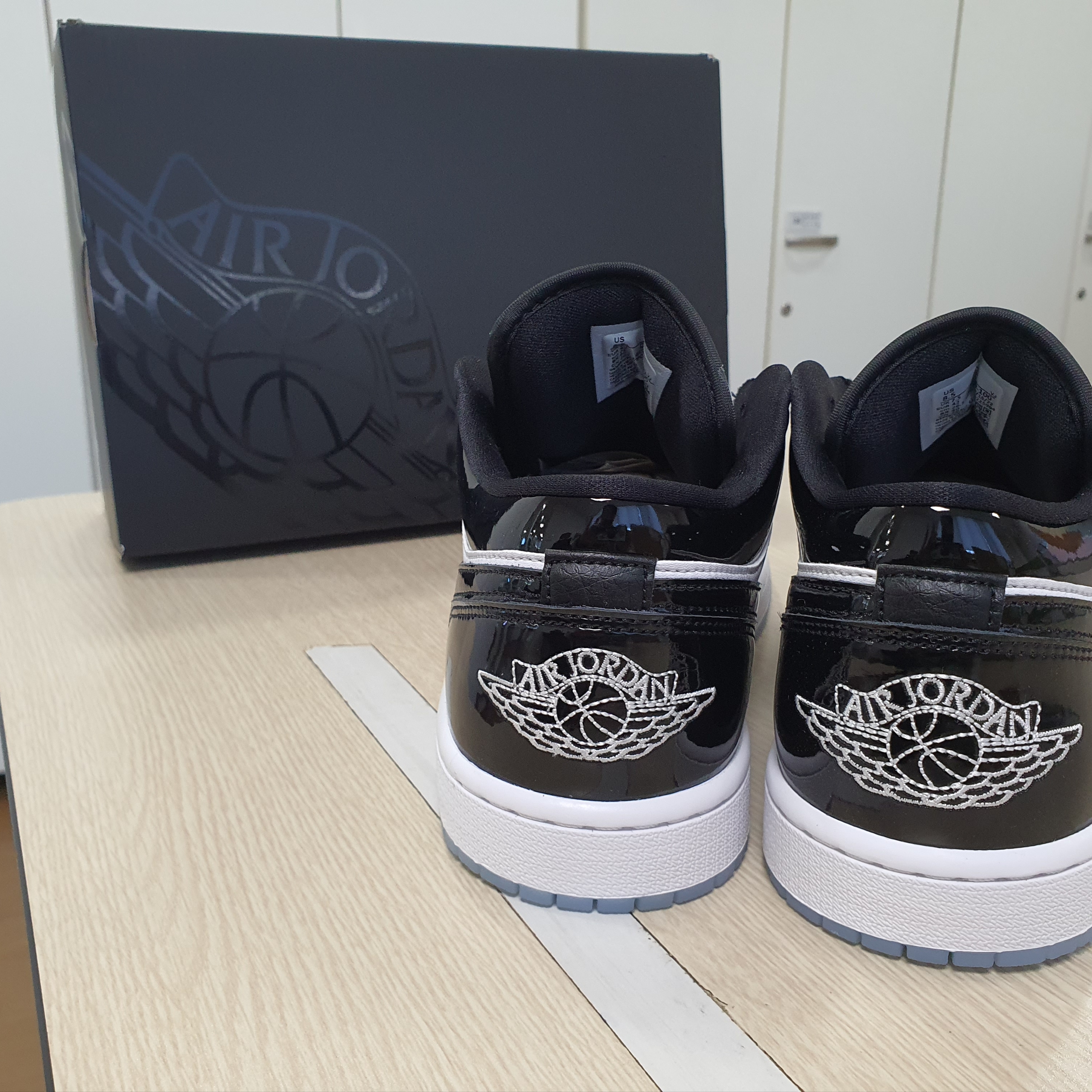 Jordan 1 Low SE Concord 착용 스타일 - 2