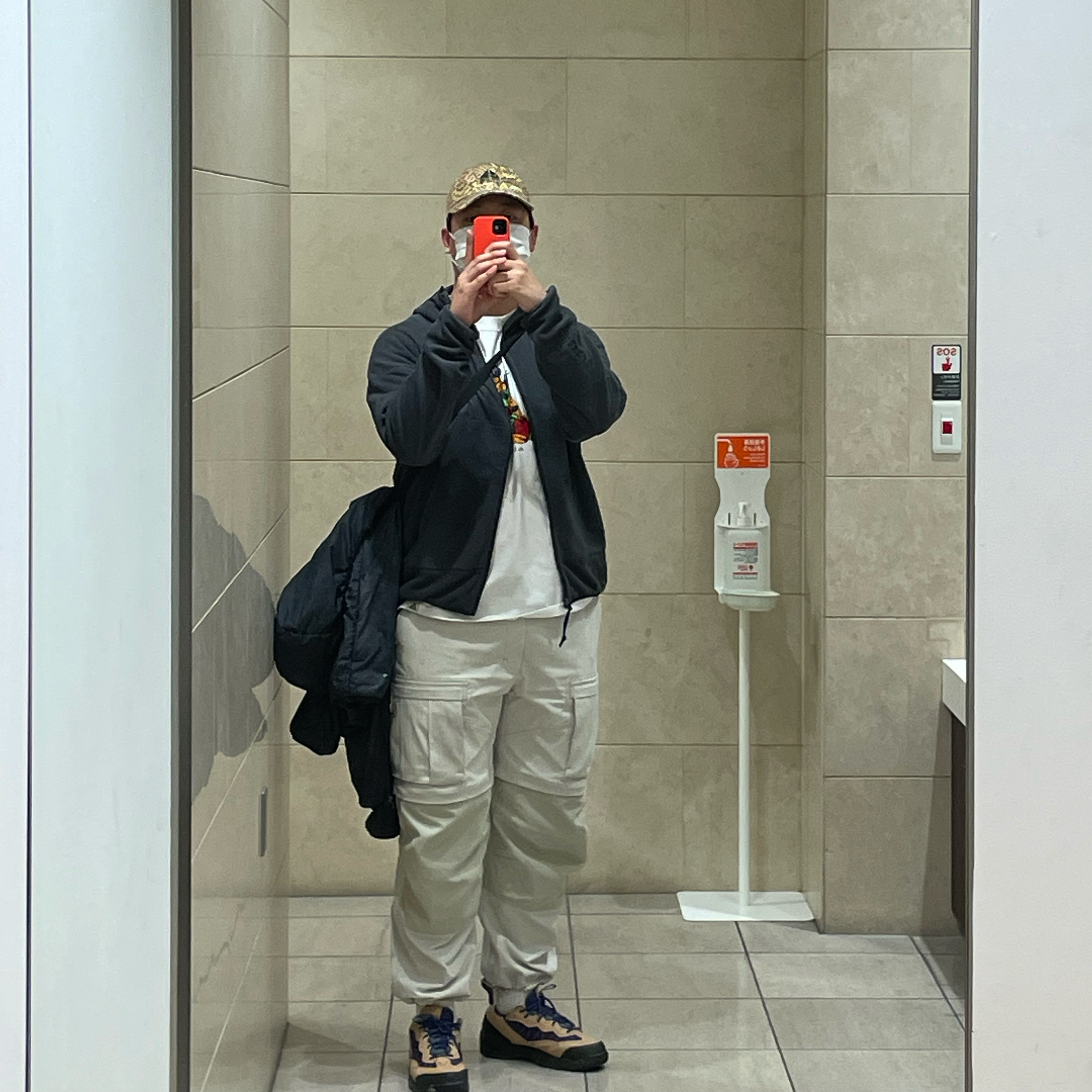 Supreme x Nike ACG Denim 6-Panel Gold Snakeskin - 22FW, Nike ACG Fruit and Veggies T-Shirt - Asia 착용 스타일