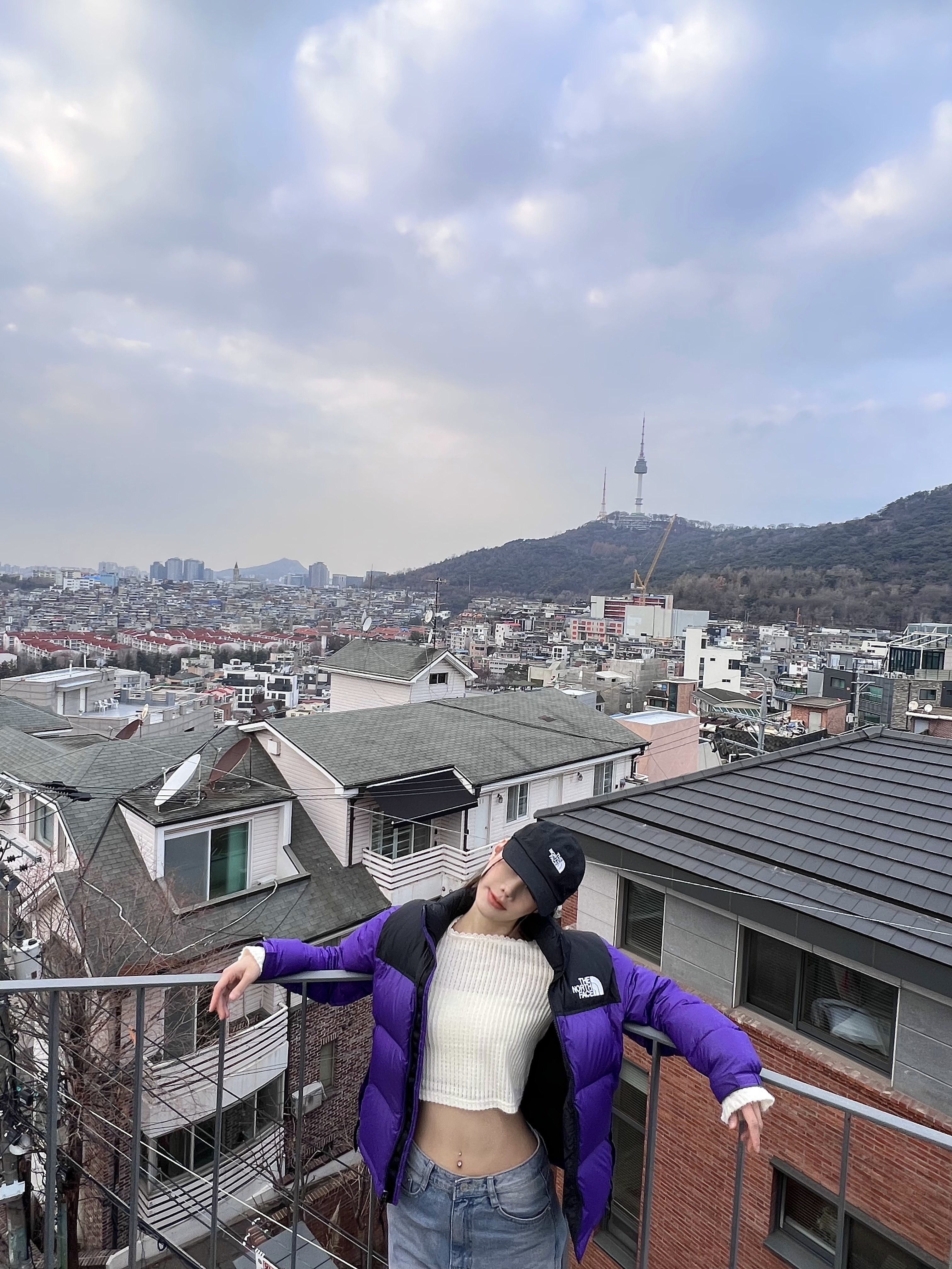 The North Face 1996 Eco Nuptse Jacket Purple 착용 스타일 - 1