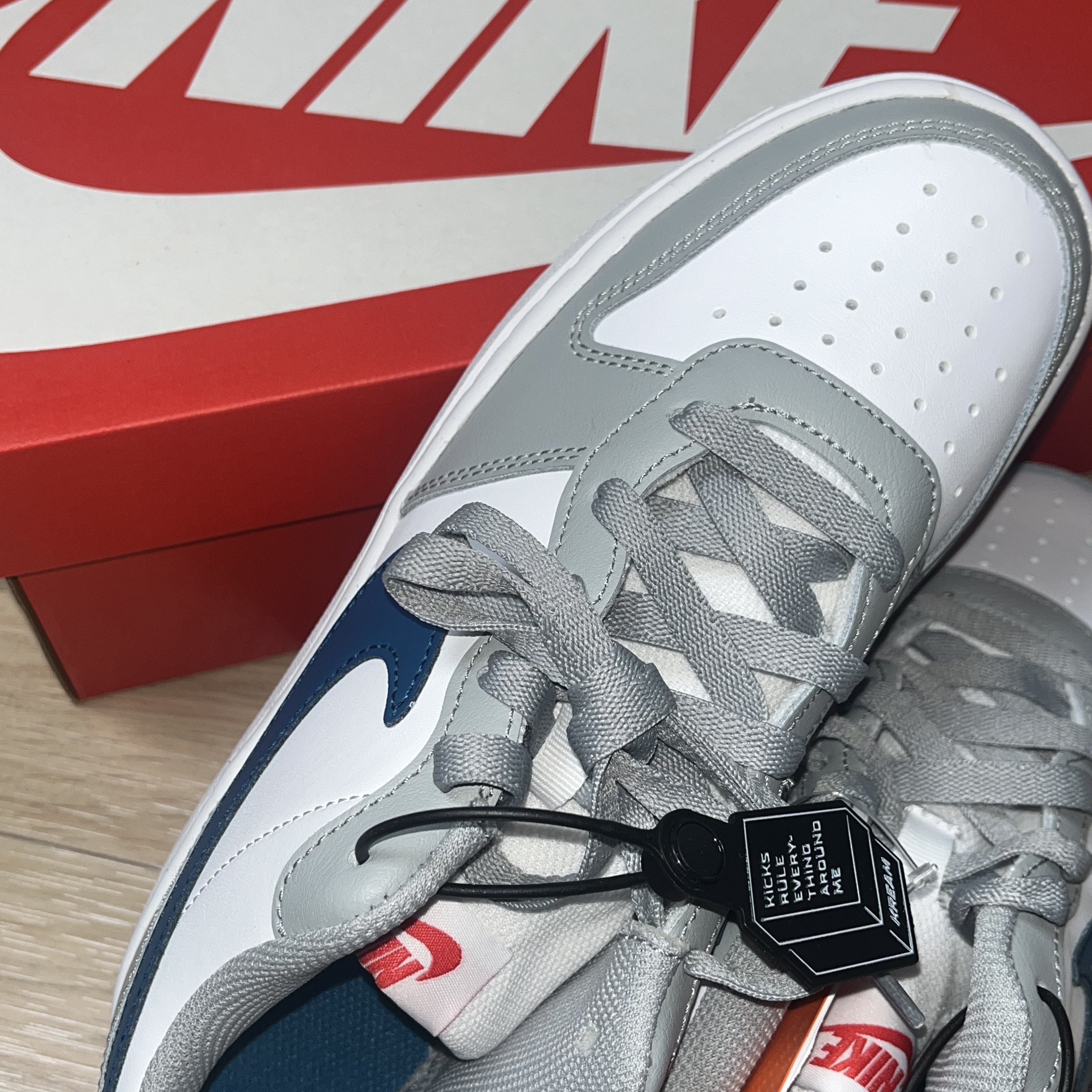 (GS) Nike Court Borough Low 2 Light Smoke Grey 착용 스타일