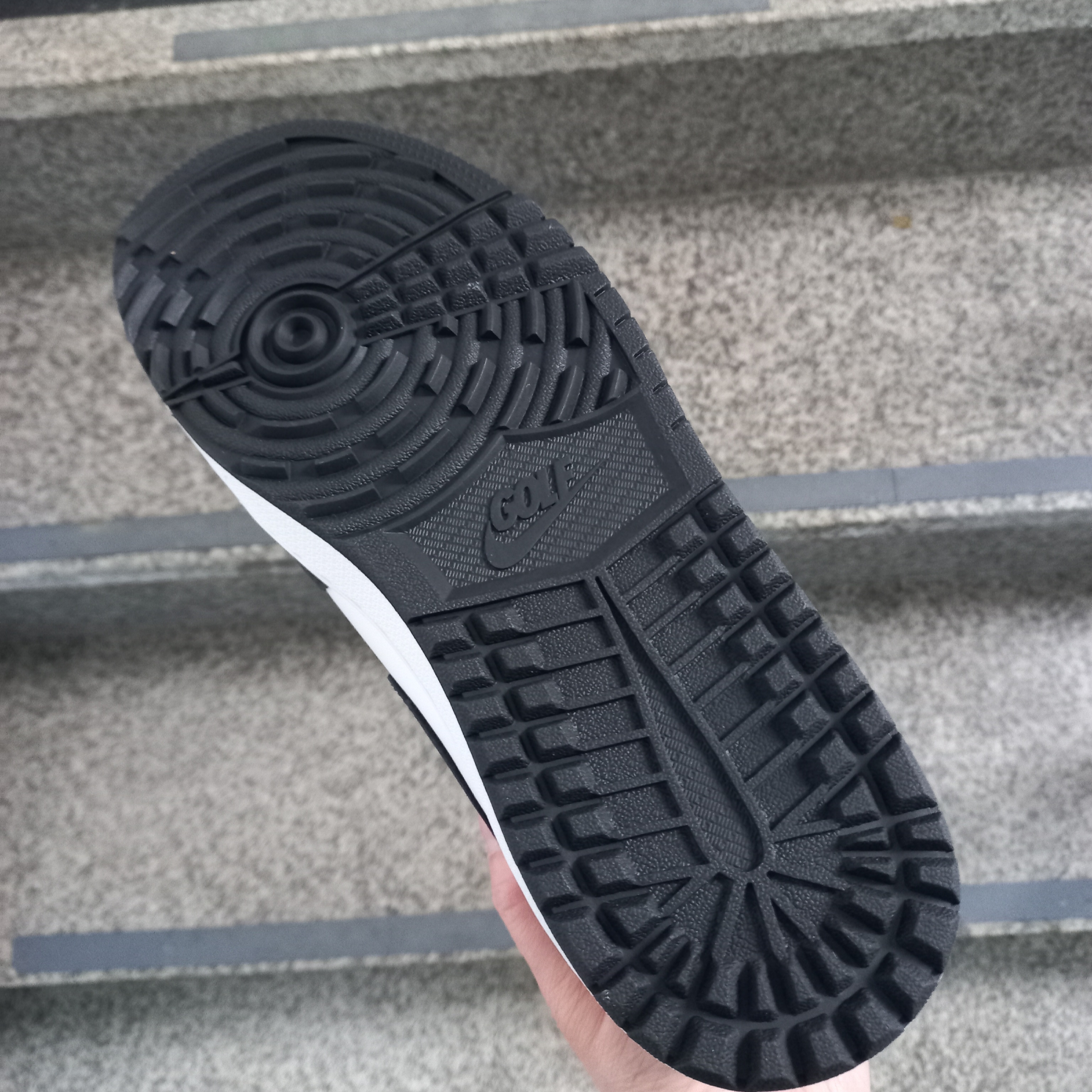Jordan 1 High Golf White Black 착용 스타일 - 3
