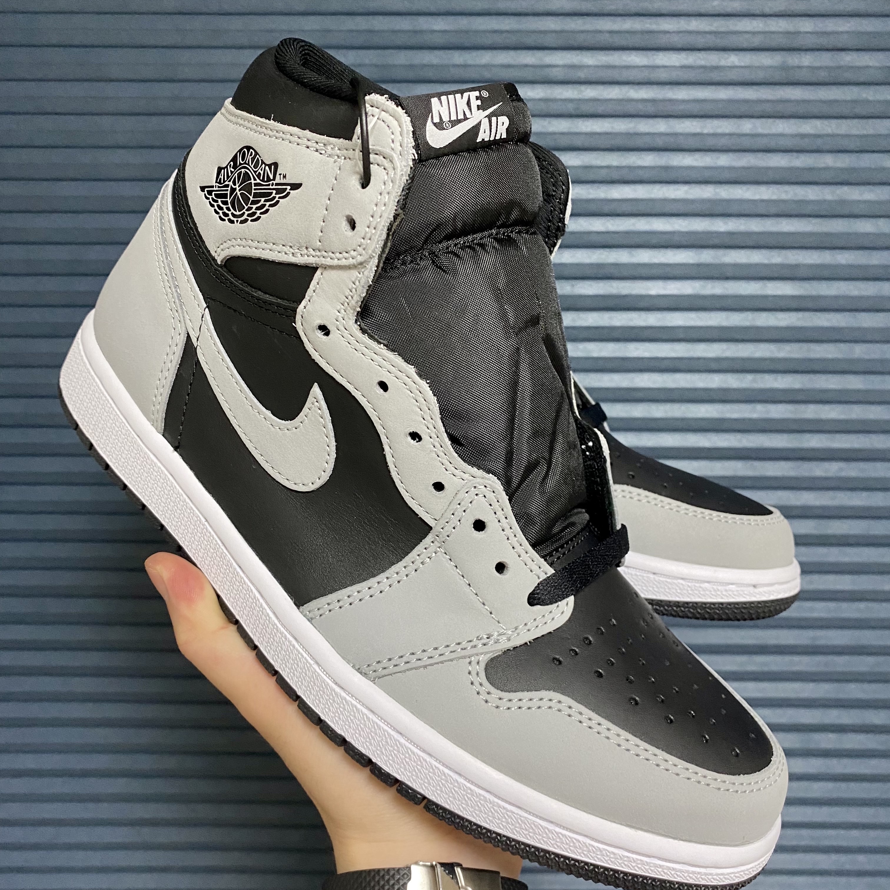 Jordan 1 Retro High OG Shadow 2.0 착용 스타일