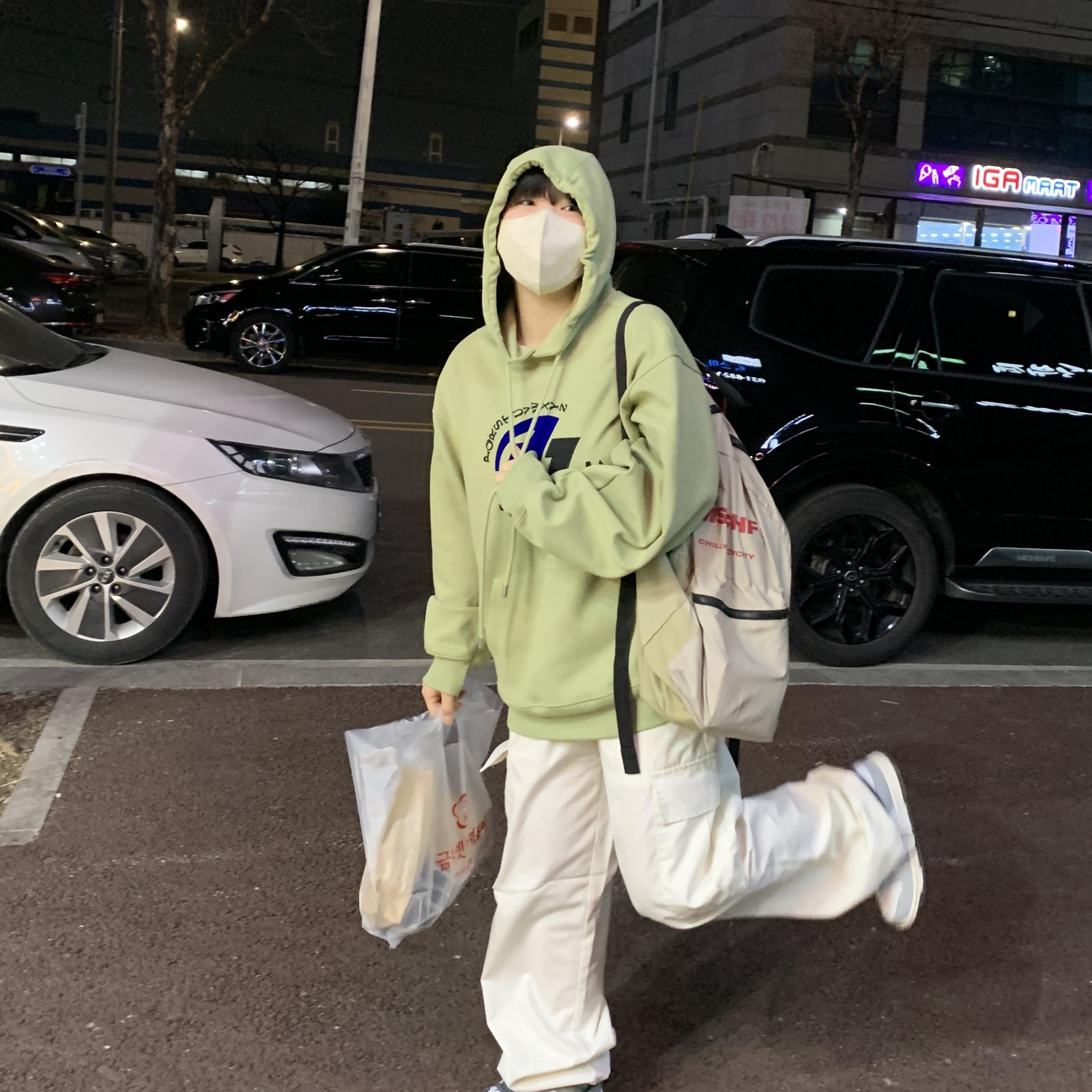 Zara x Ader Error Embroidery Hooded Sweatshirt Light Green, (W) Nike Dunk Low Light Smoke Grey 착용 스타일 - 3