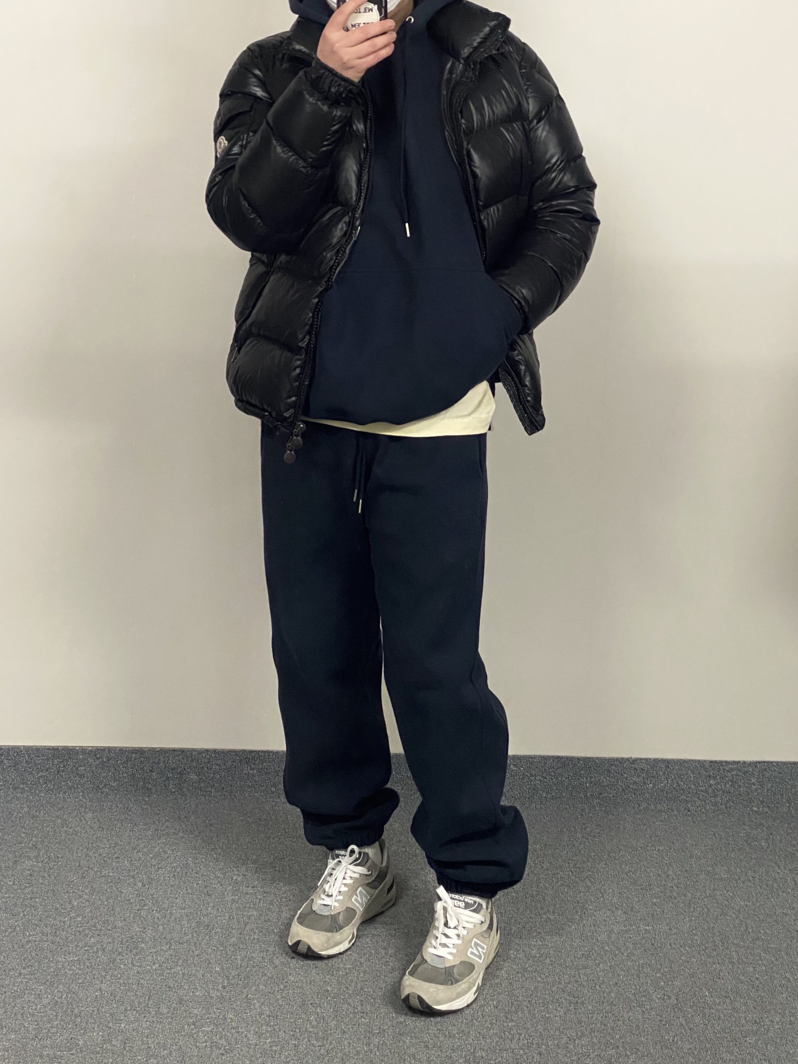 New Balance 991 Made in UK Grey, Moncler Maya Short Down Jacket Black - 22FW 착용 스타일 - 1