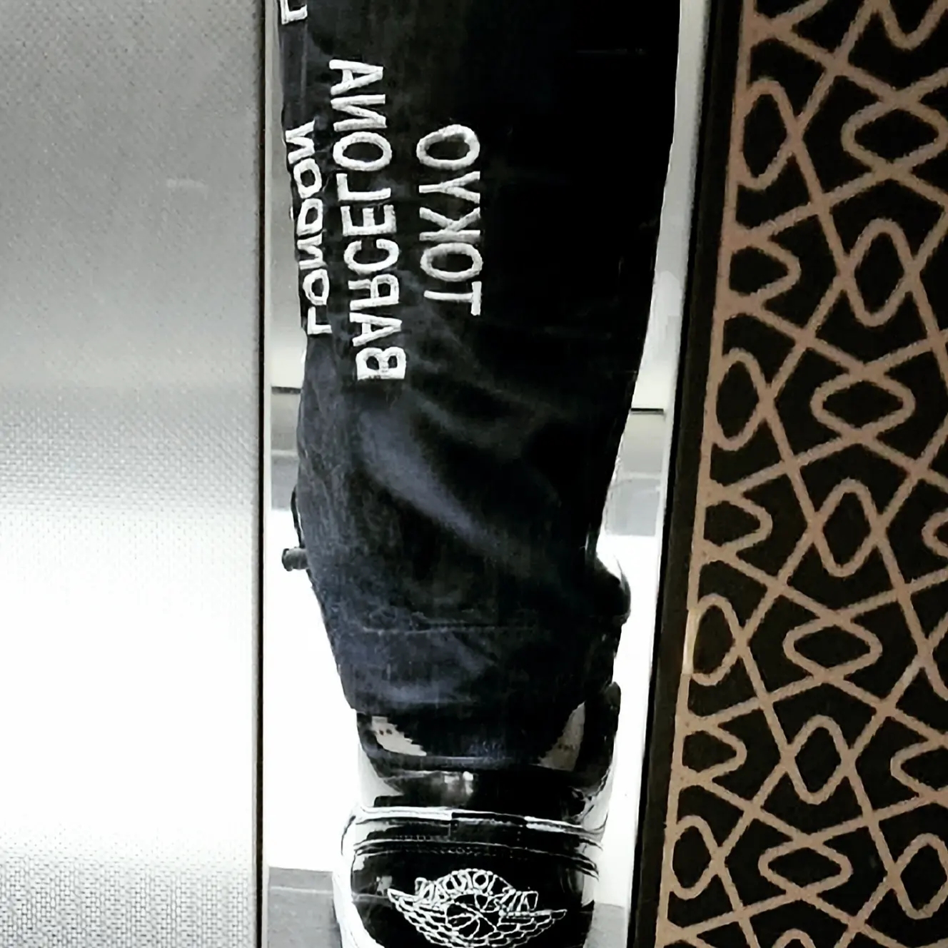 Jordan 1 Low SE Concord 착용 스타일 - 2