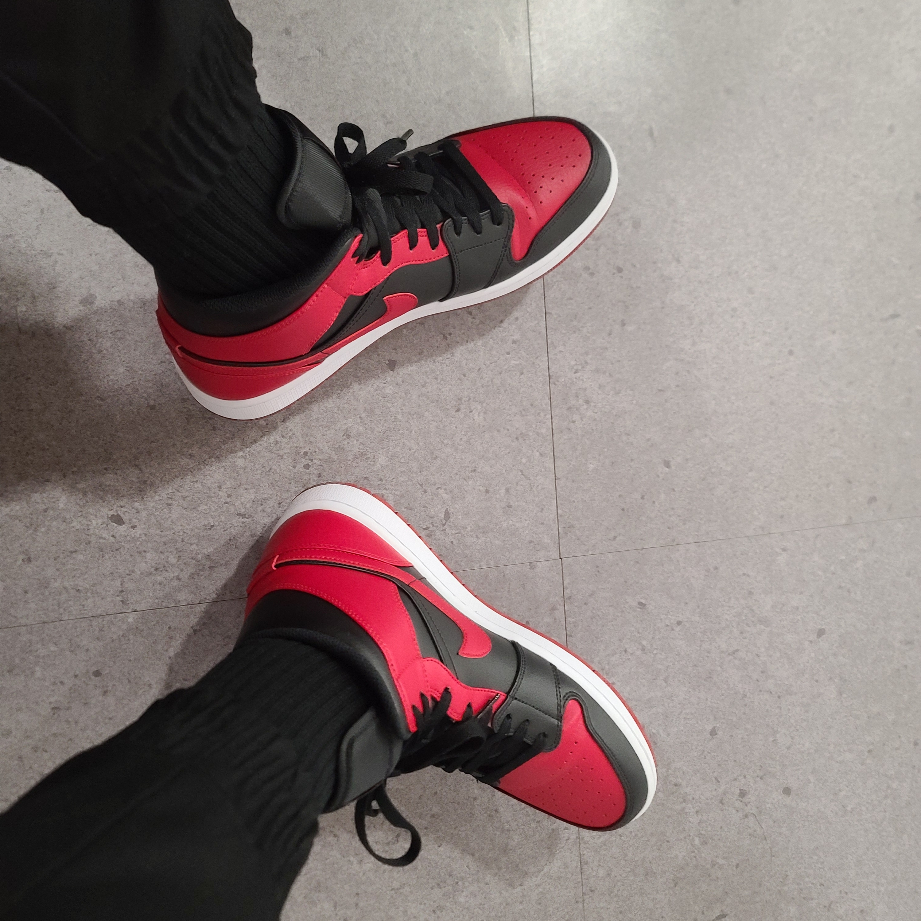 Jordan 1 Mid Bred Banned 2020 착용 스타일