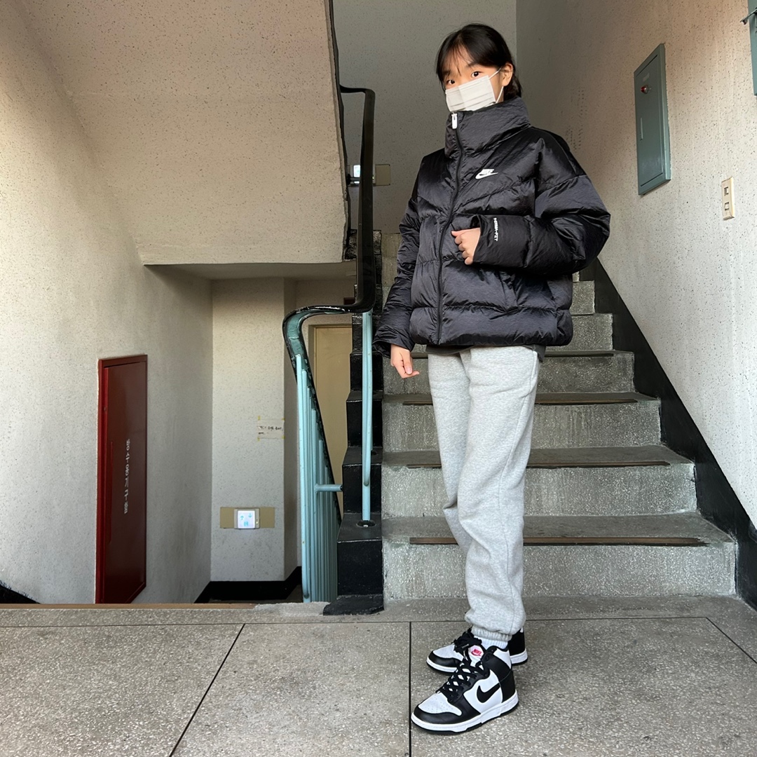 (W) Nike Dunk High Black and White 착용 스타일