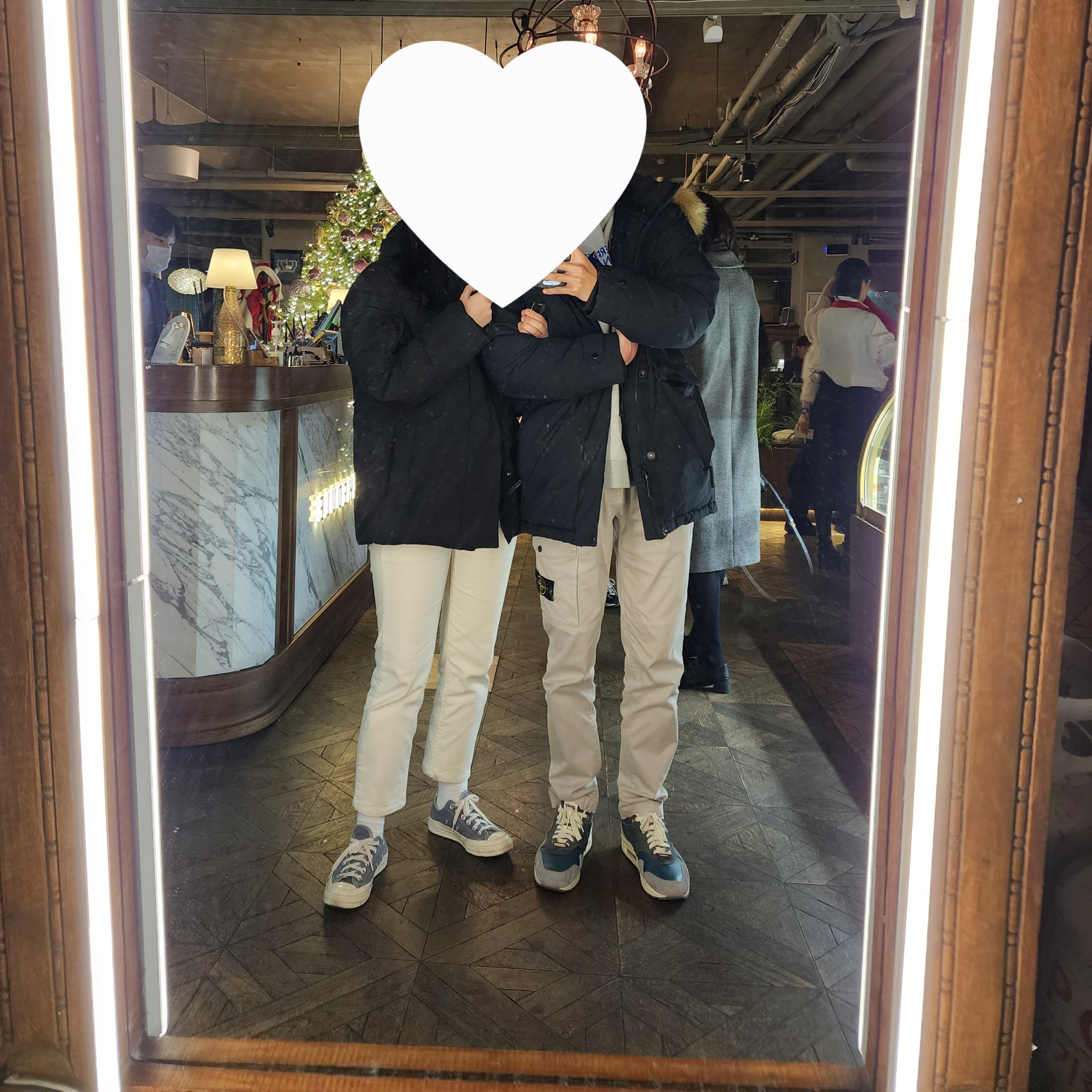 Converse x Play Comme des Garcons Chuck 70 Ox Steel Gray, Nike x Kasina Air Max 1 SP Won-Ang Particle Grey 착용 스타일