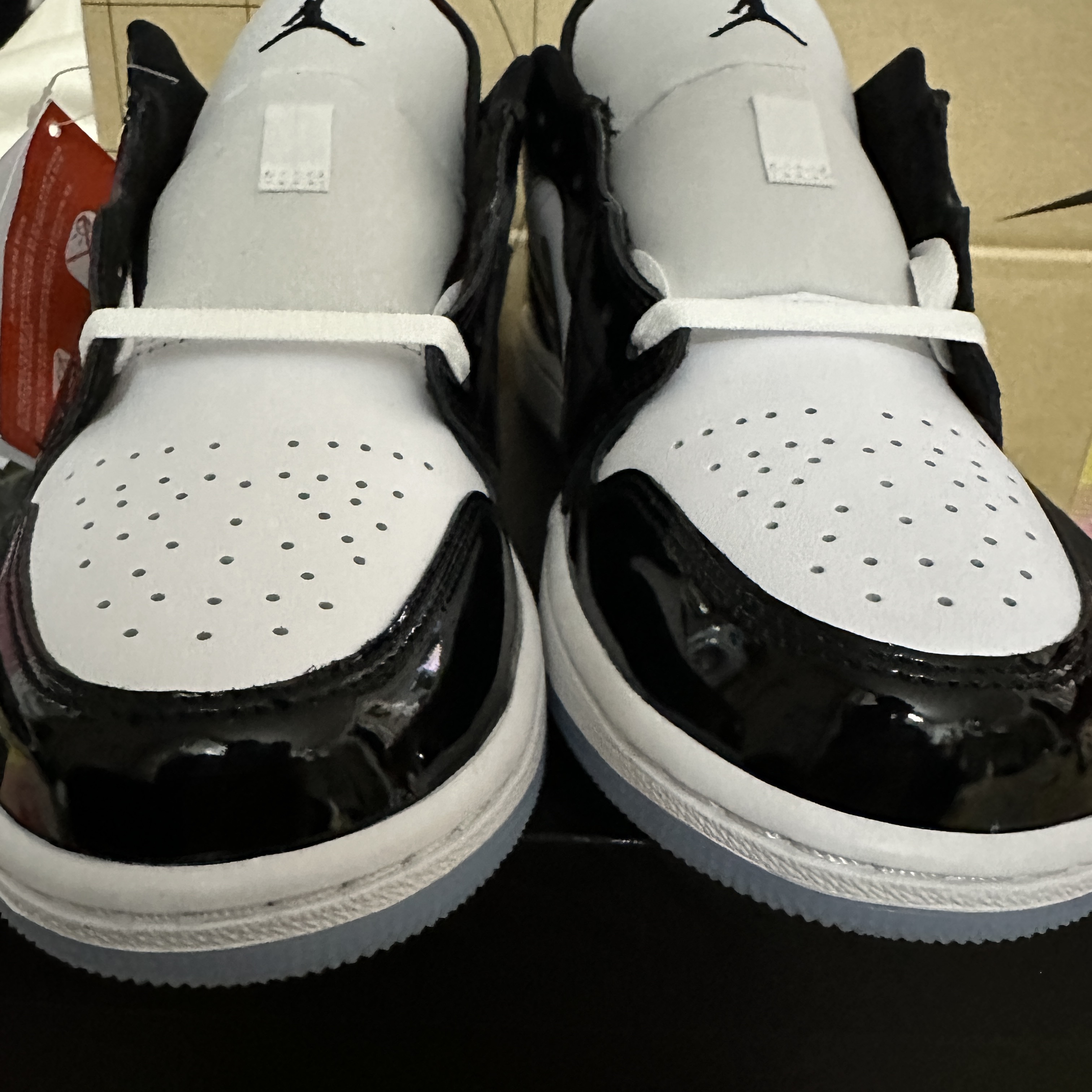 Jordan 1 Low SE Concord 착용 스타일 - 3