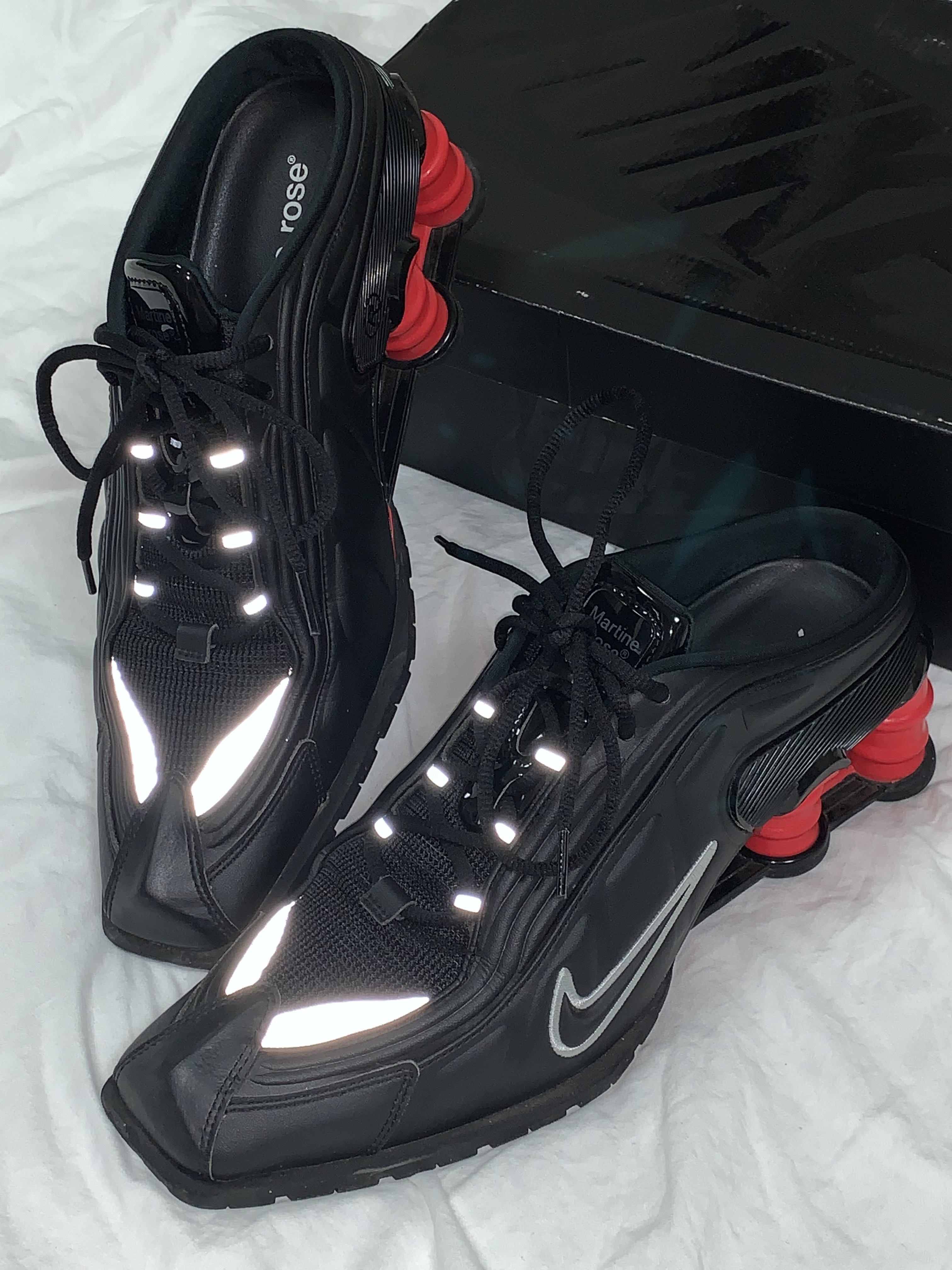 Nike x Martine Rose Shox MR4 Black 착용 스타일