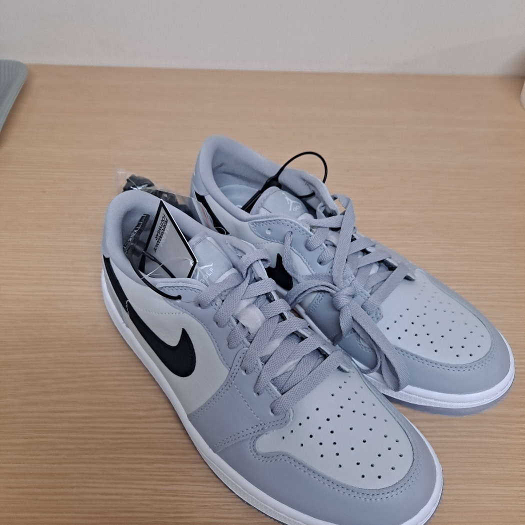Jordan 1 Low Golf Wolf Grey 착용 스타일 - 2
