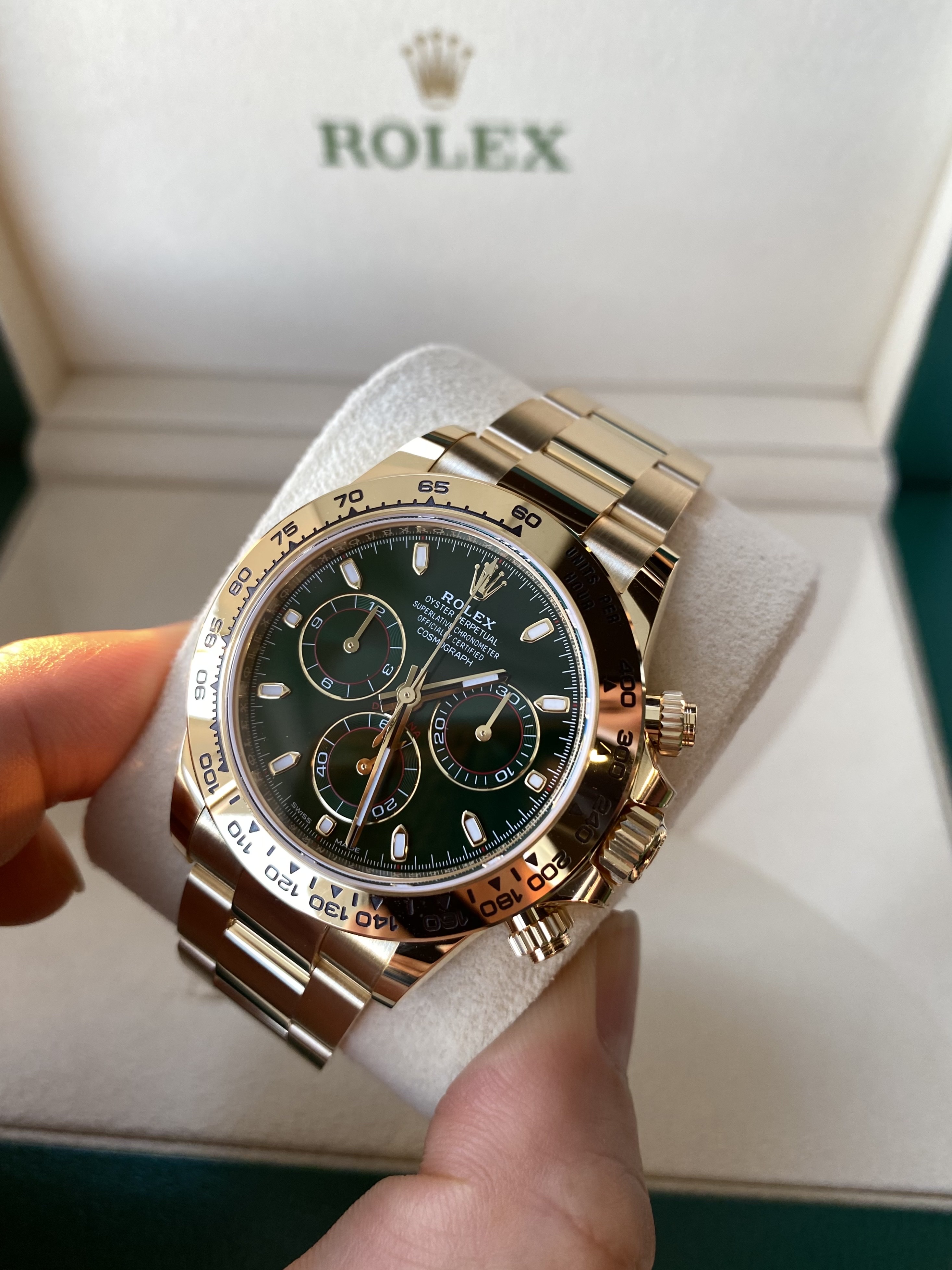 Rolex Cosmograph Daytona 40mm 116508 Bright Green Oyster 착용 스타일 - 1