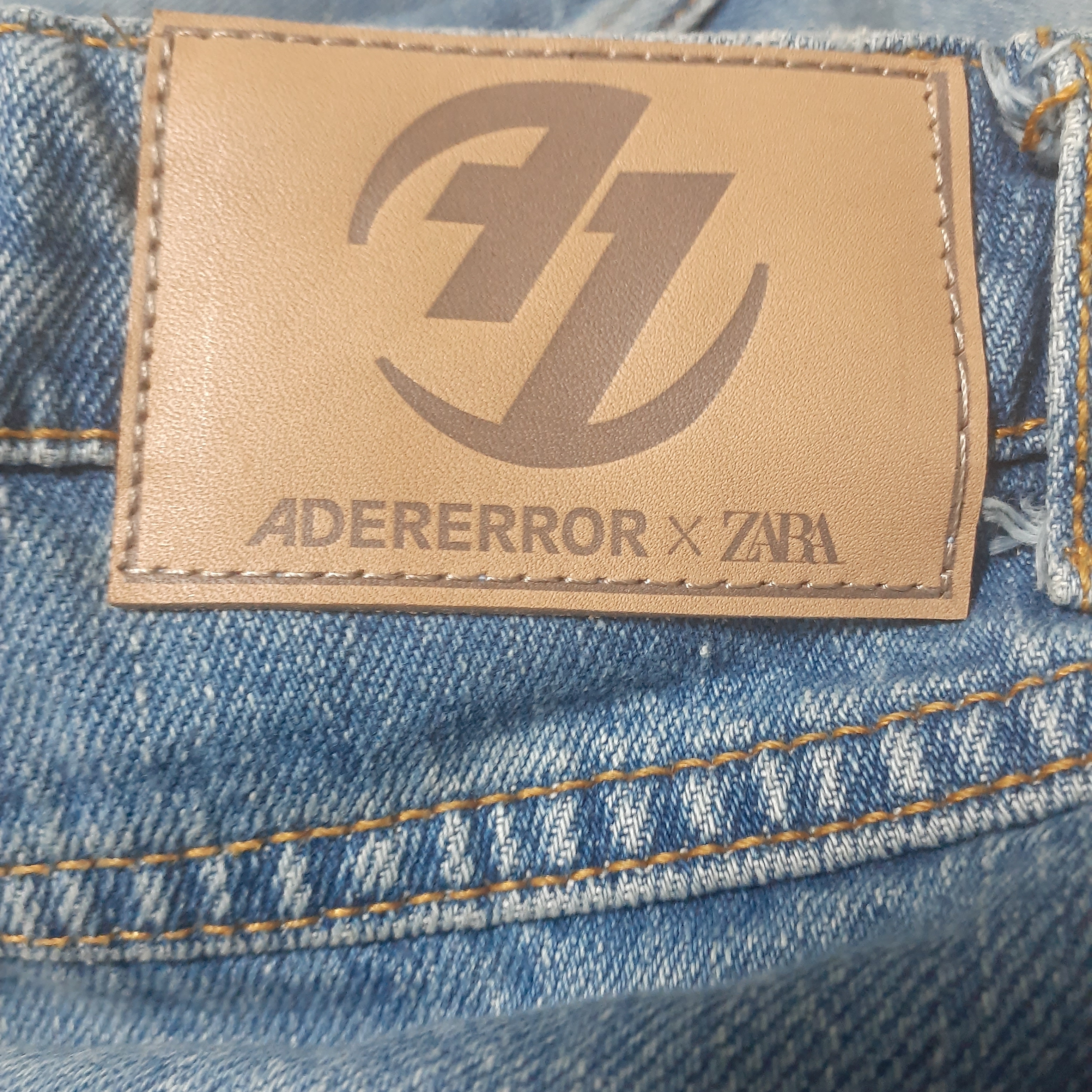 Zara x Ader Error Patchwork Jeans Blue 착용 스타일 - 4