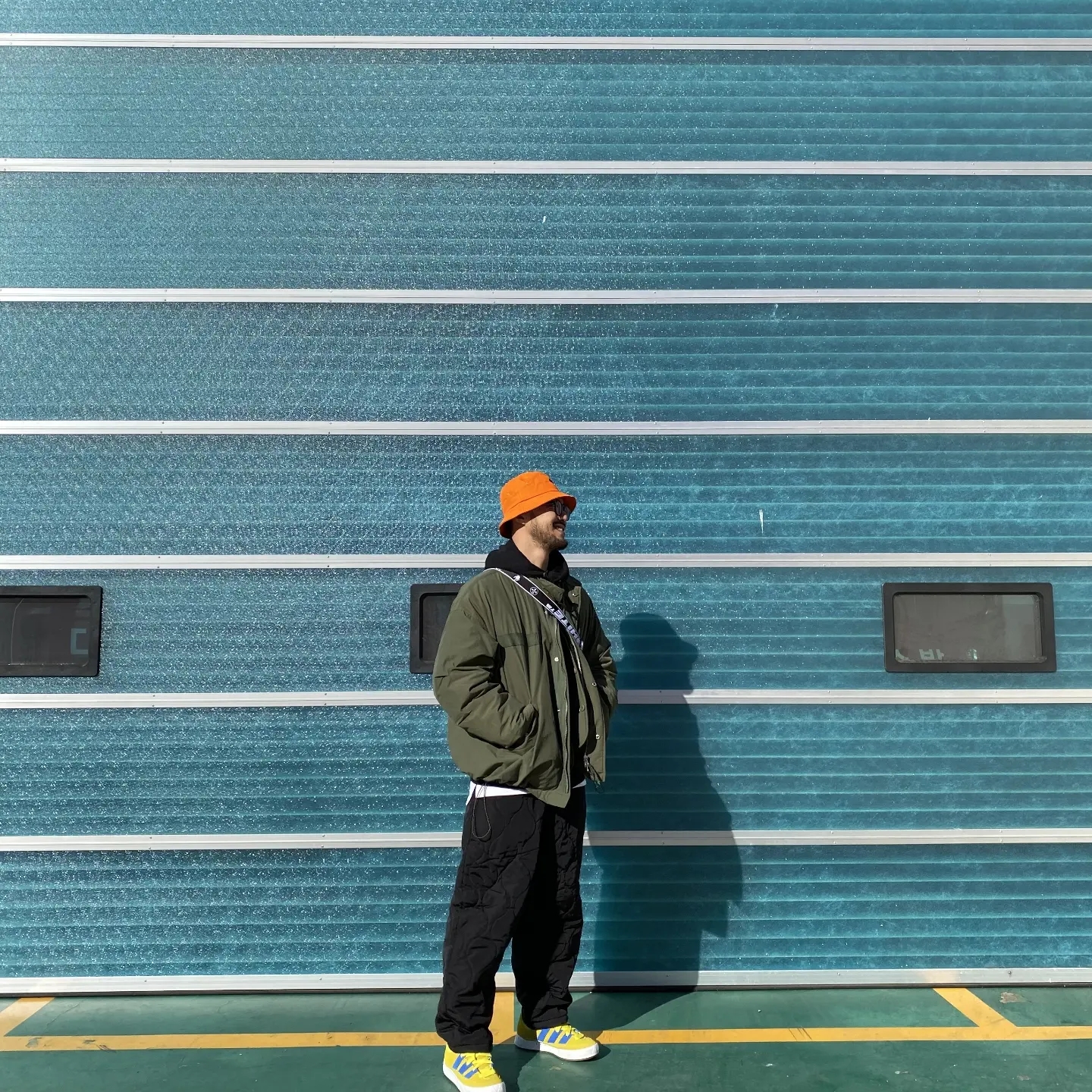 Adidas Adimatic Bright Yellow Blue, Off-White x Amore Pacific Protection Box (Without Cosmetics) 착용 스타일 - 1