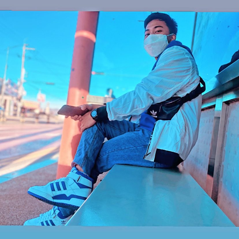 Adidas Forum Mid White Royal Blue 착용 스타일