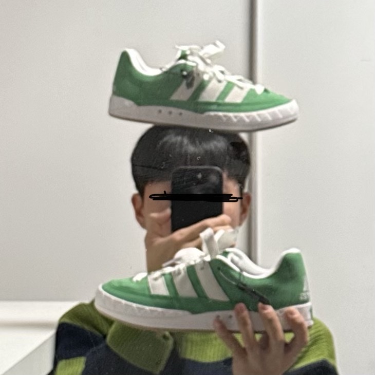 Adidas Adimatic Green 착용 스타일