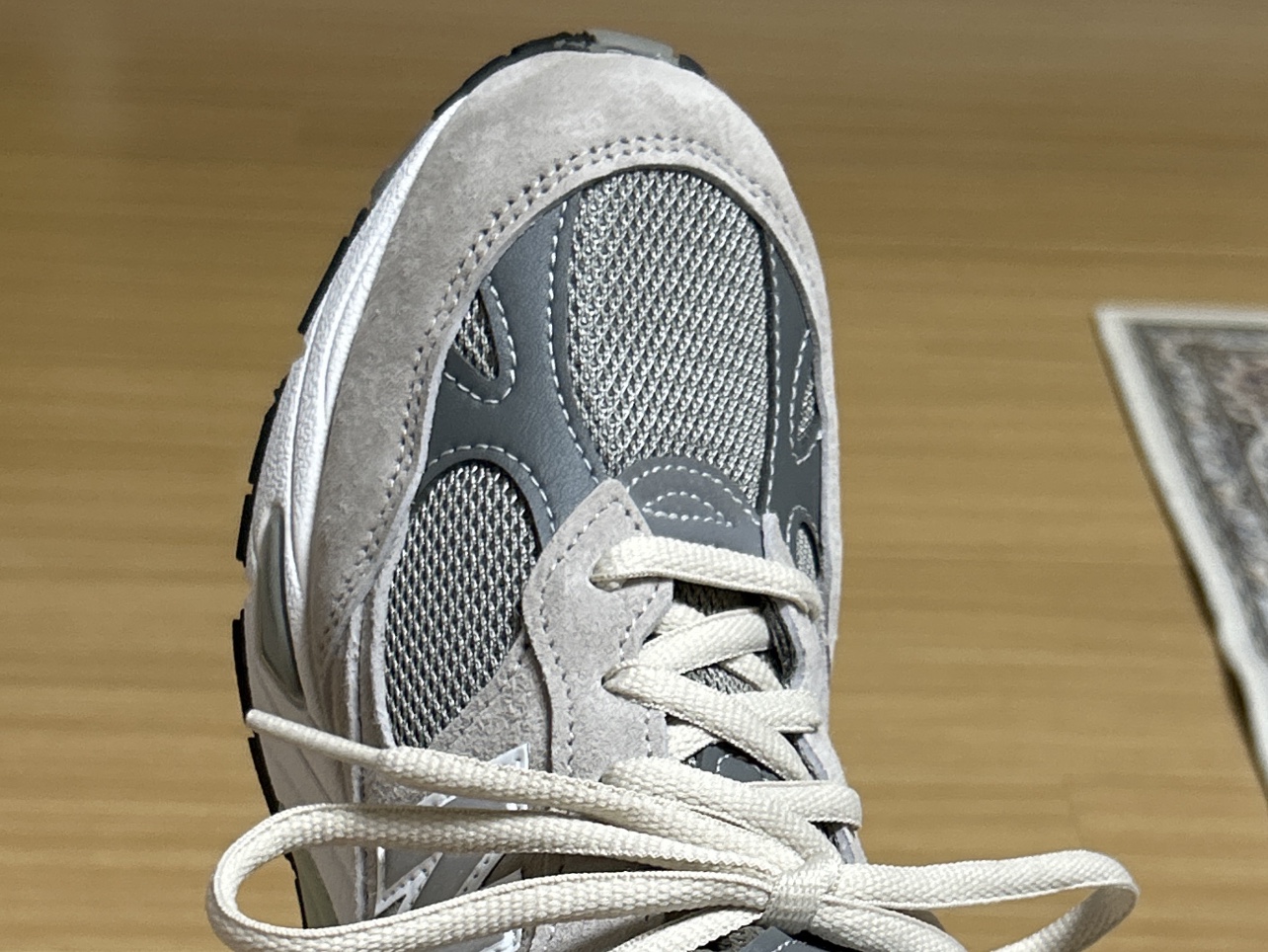 New Balance 991 Made in UK Grey 착용 스타일 - 2