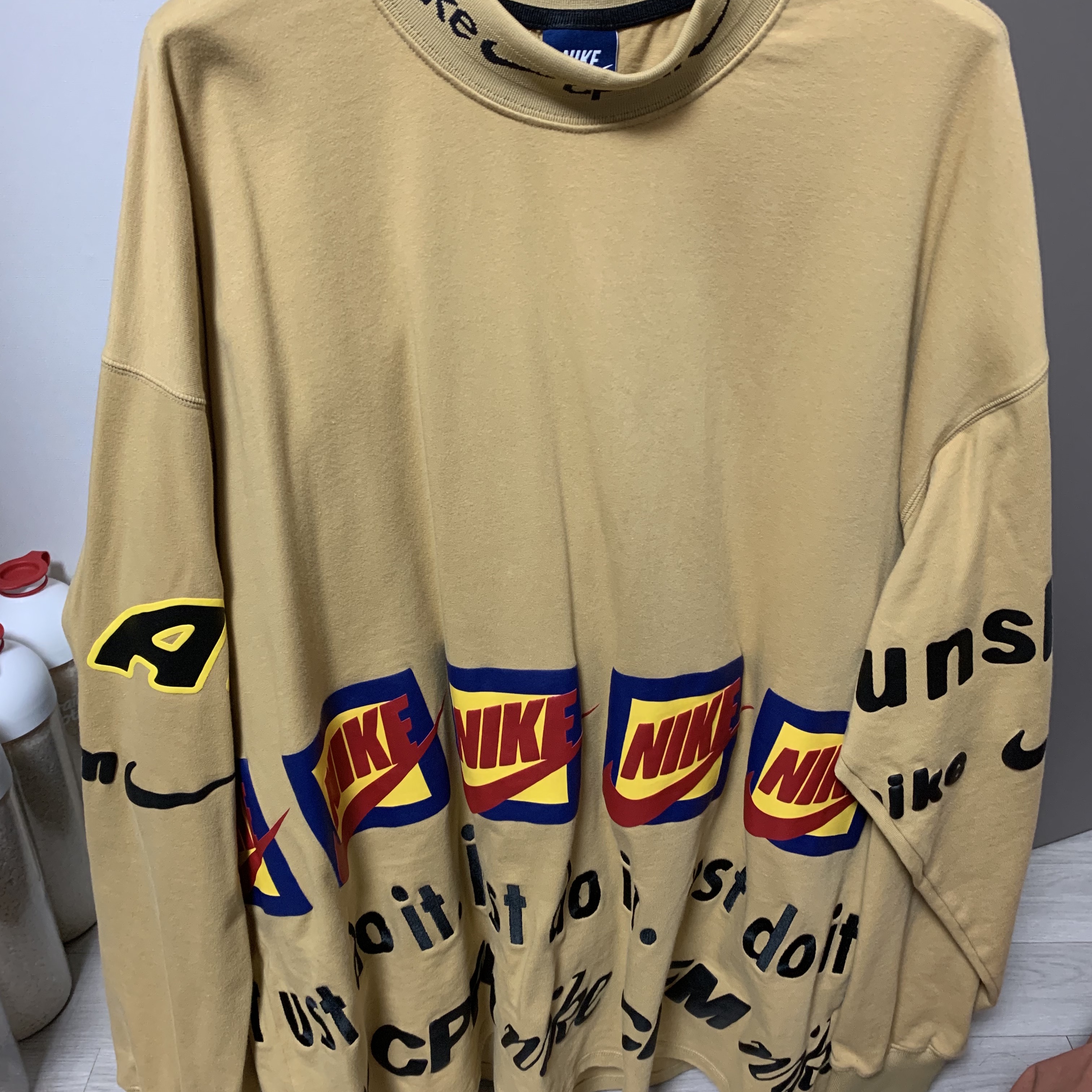 Nike x Cactus Plant Flea Market L/S T-Shirt Mustard Yellow 착용 스타일