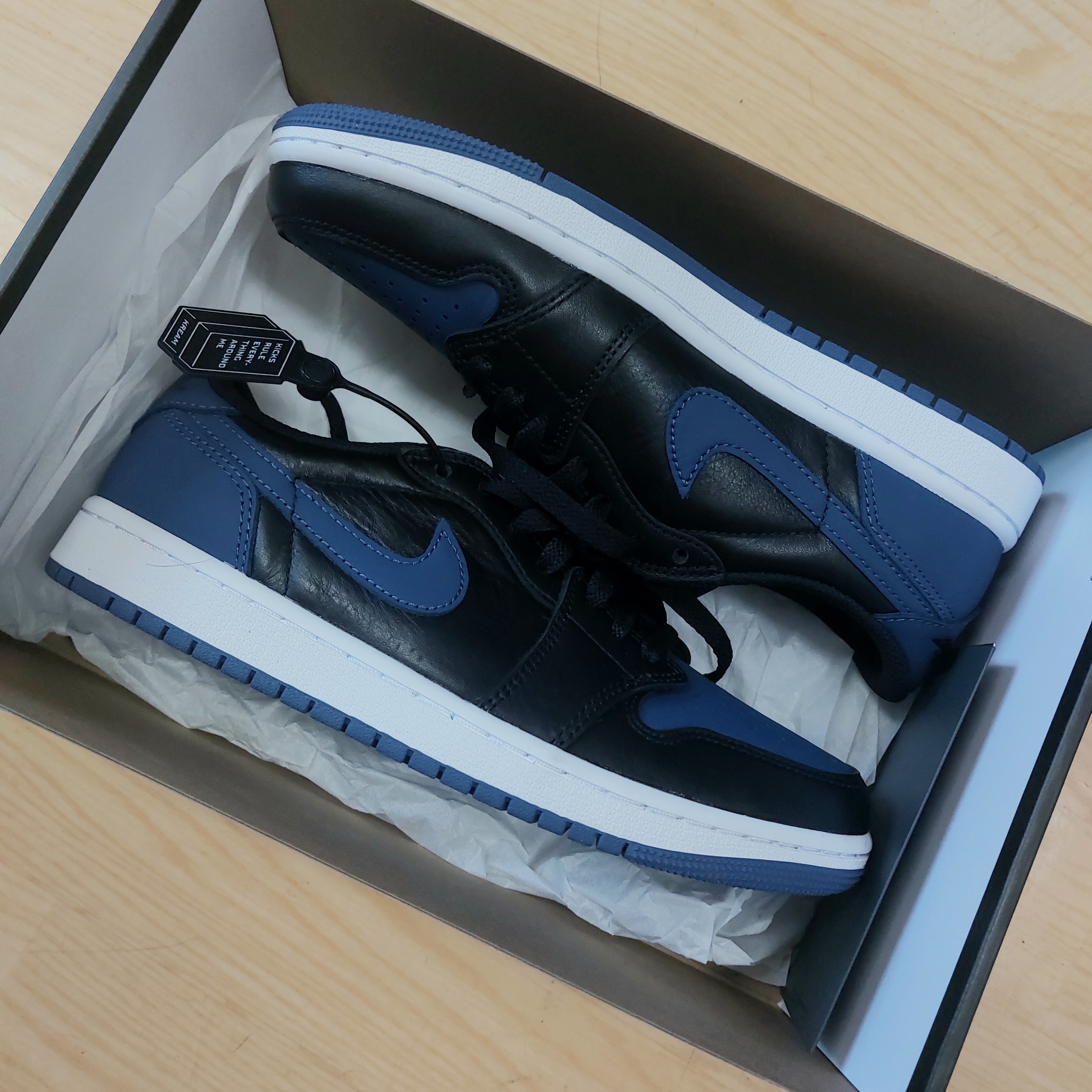 Jordan 1 Retro Low OG Mystic Navy 착용 스타일