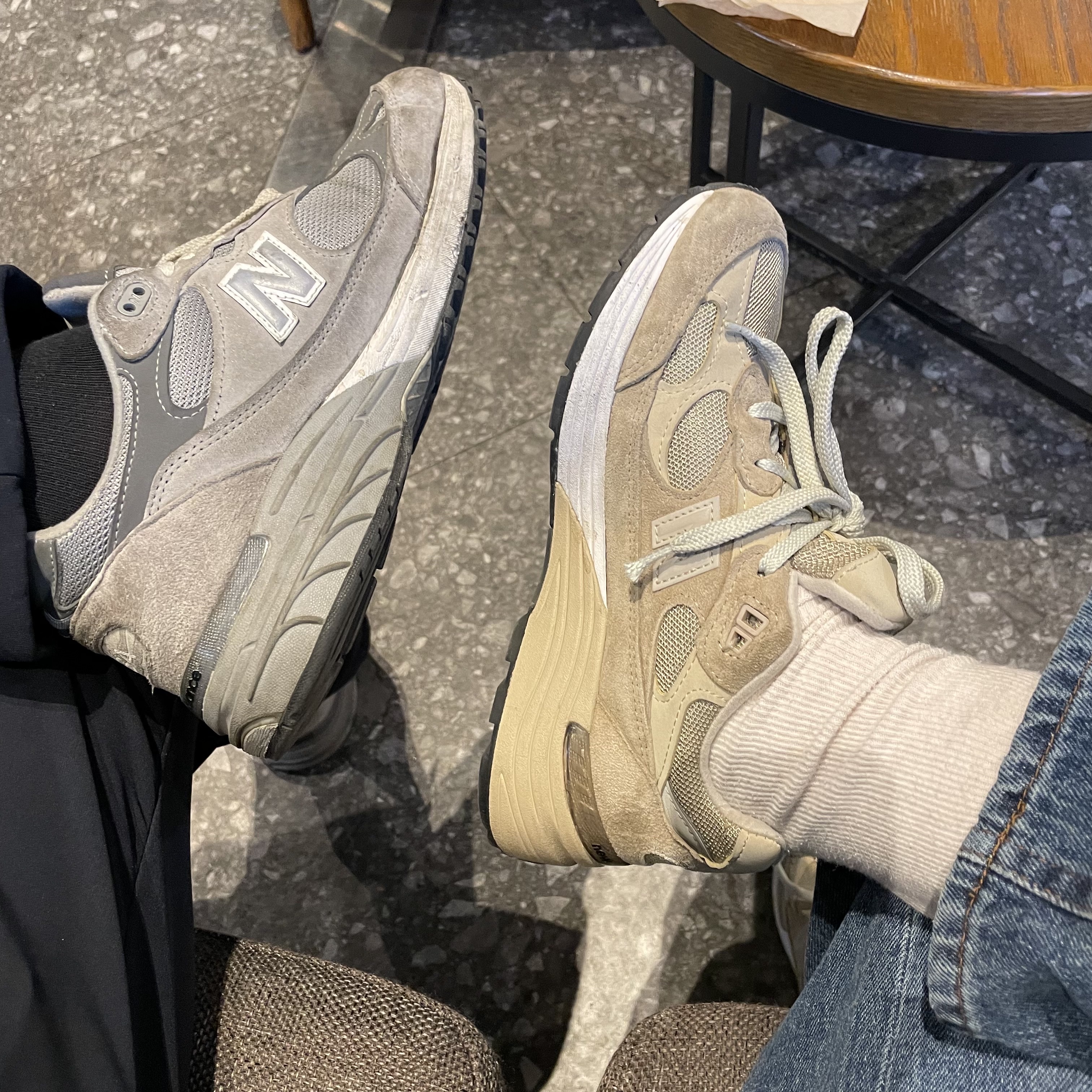 New Balance 992 Made in USA Tan, (W) New Balance 993 Made in USA Grey - D Wide 착용 스타일
