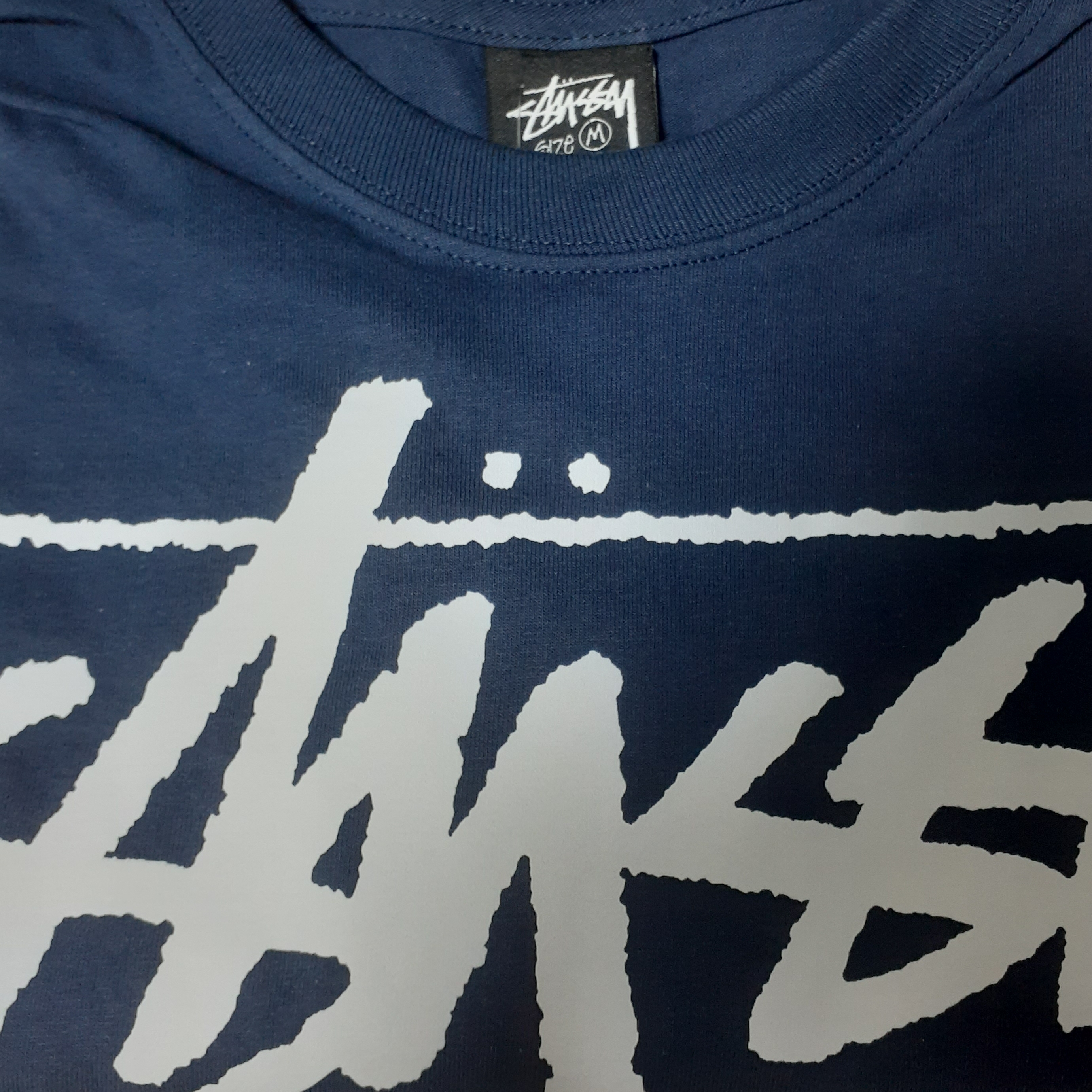 Stussy Tour T-Shirt Navy 착용 스타일 - 1