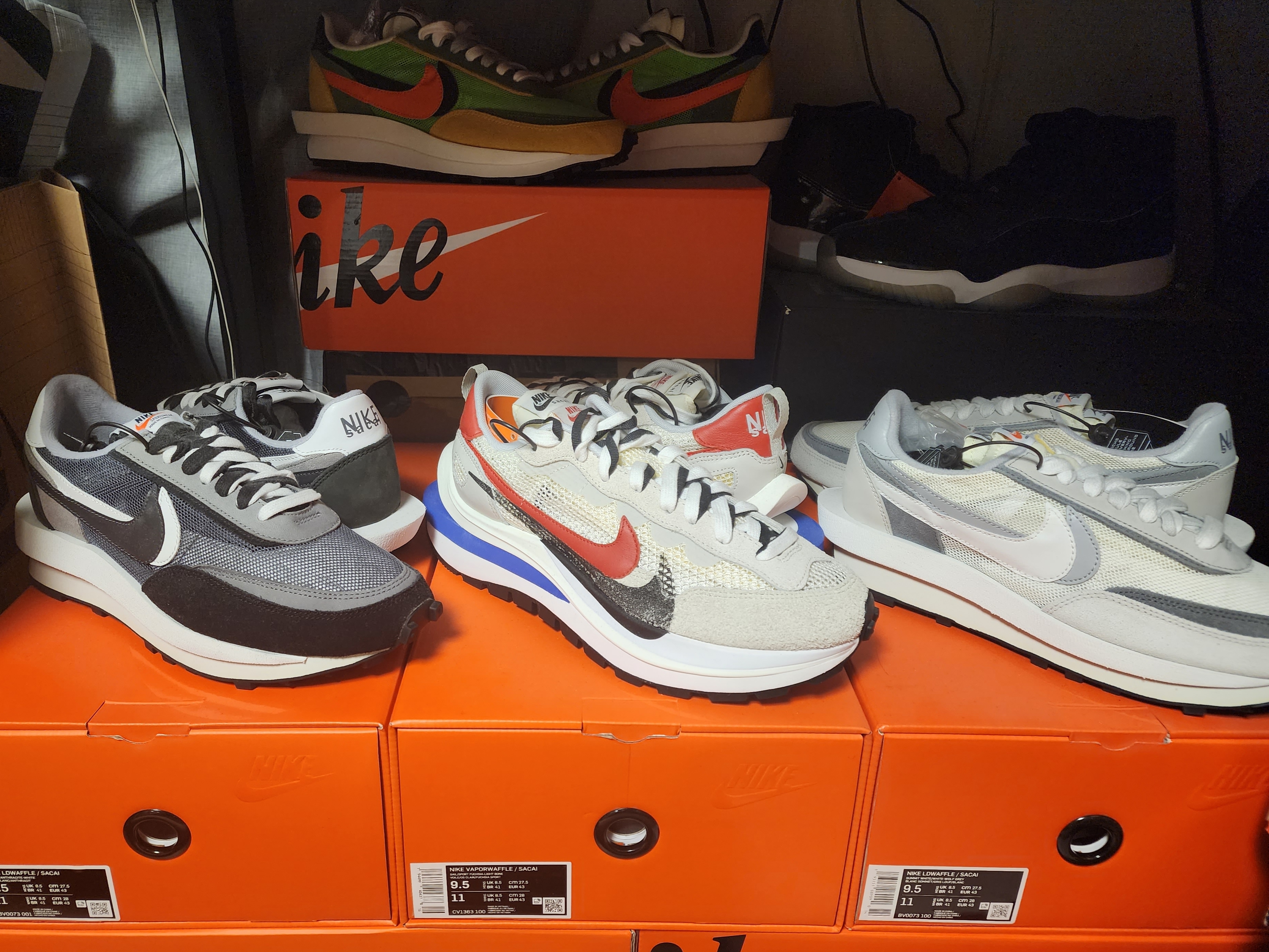Nike x Sacai VaporWaffle Royal Fuchsia, Nike x Sacai LDWaffle Black 착용 스타일