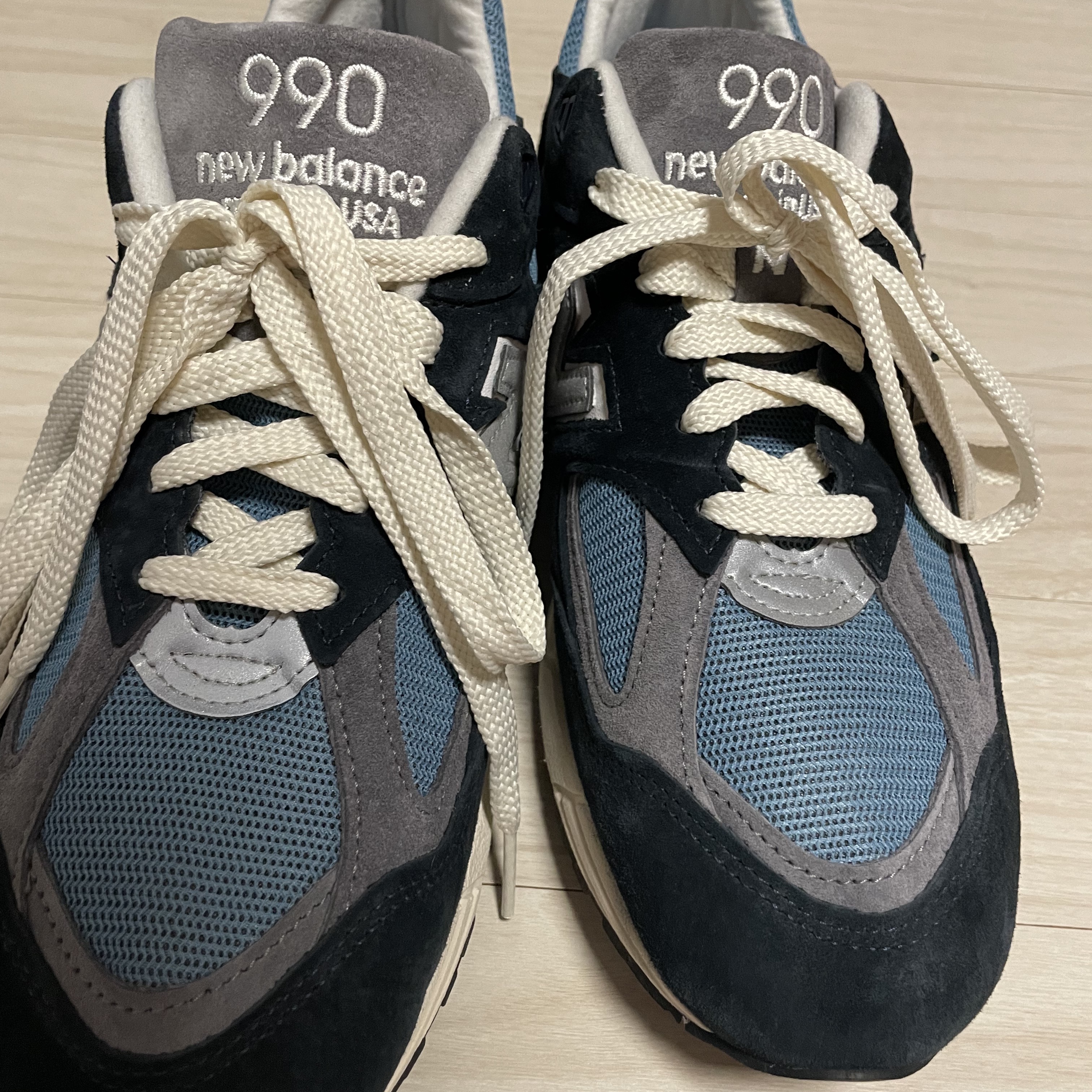 New Balance 990v2 Made in USA Navy Castlerock 착용 스타일 - 1