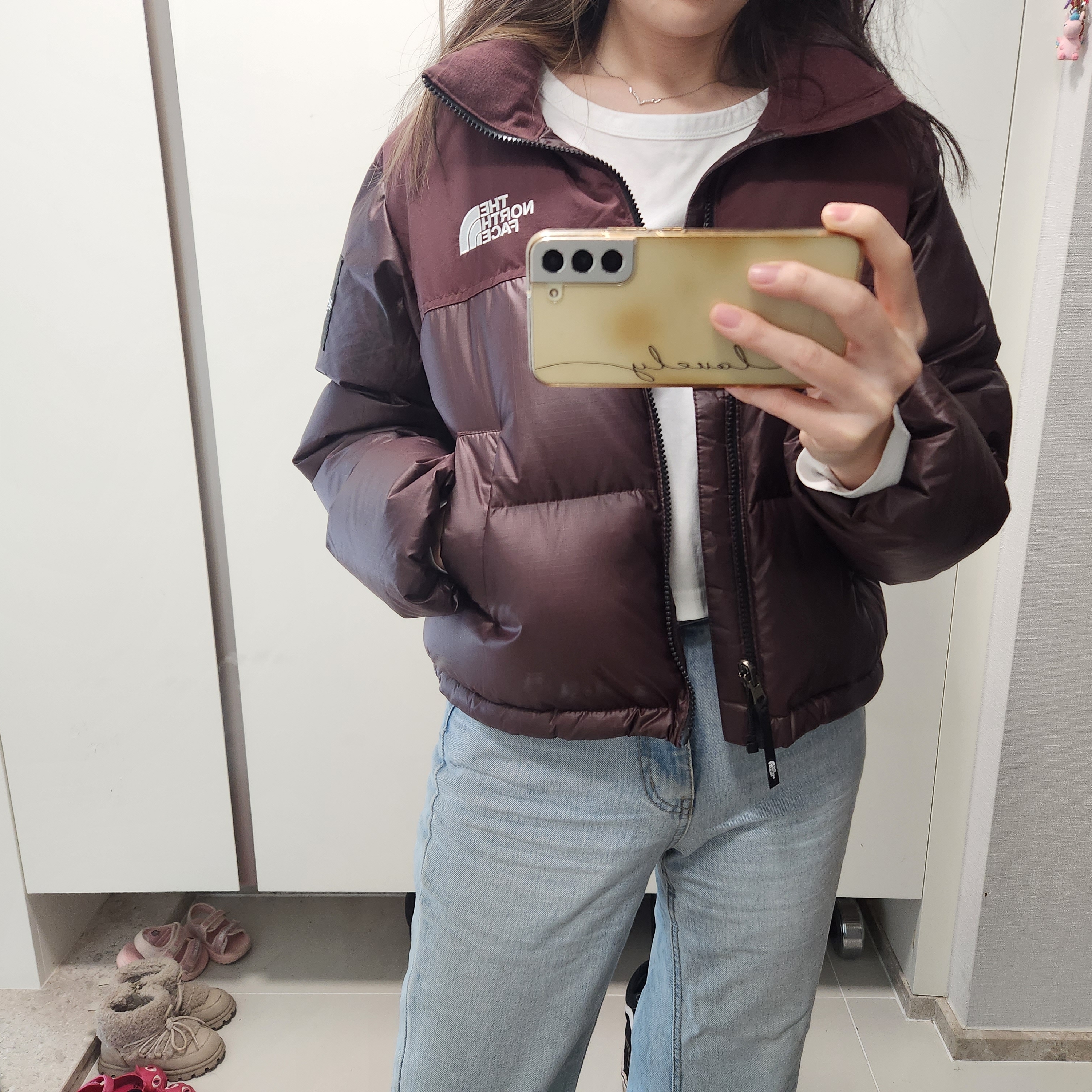 (W) The North Face White Label Novelty Nuptse Down Jacket Cocoa Brown 착용 스타일 - 2