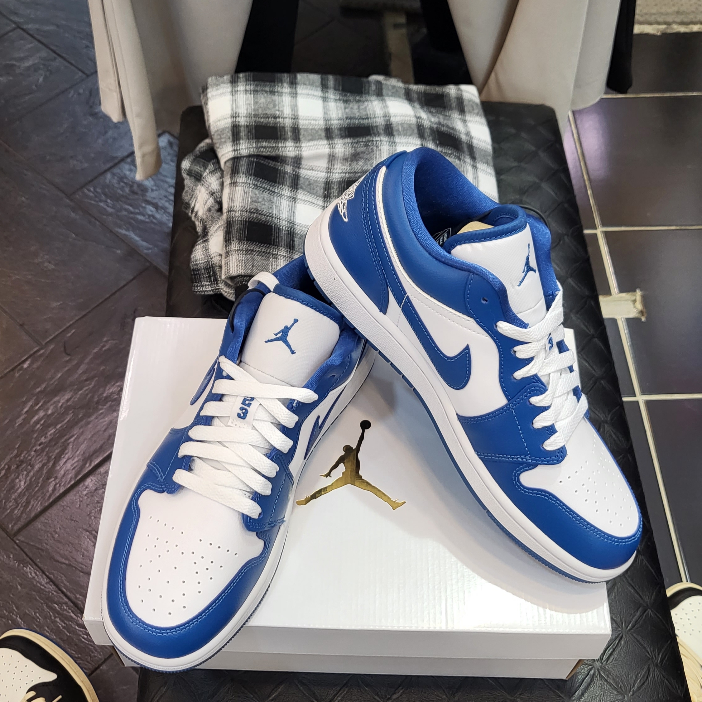 (W) Jordan 1 Low White Dark Marina Blue 착용 스타일