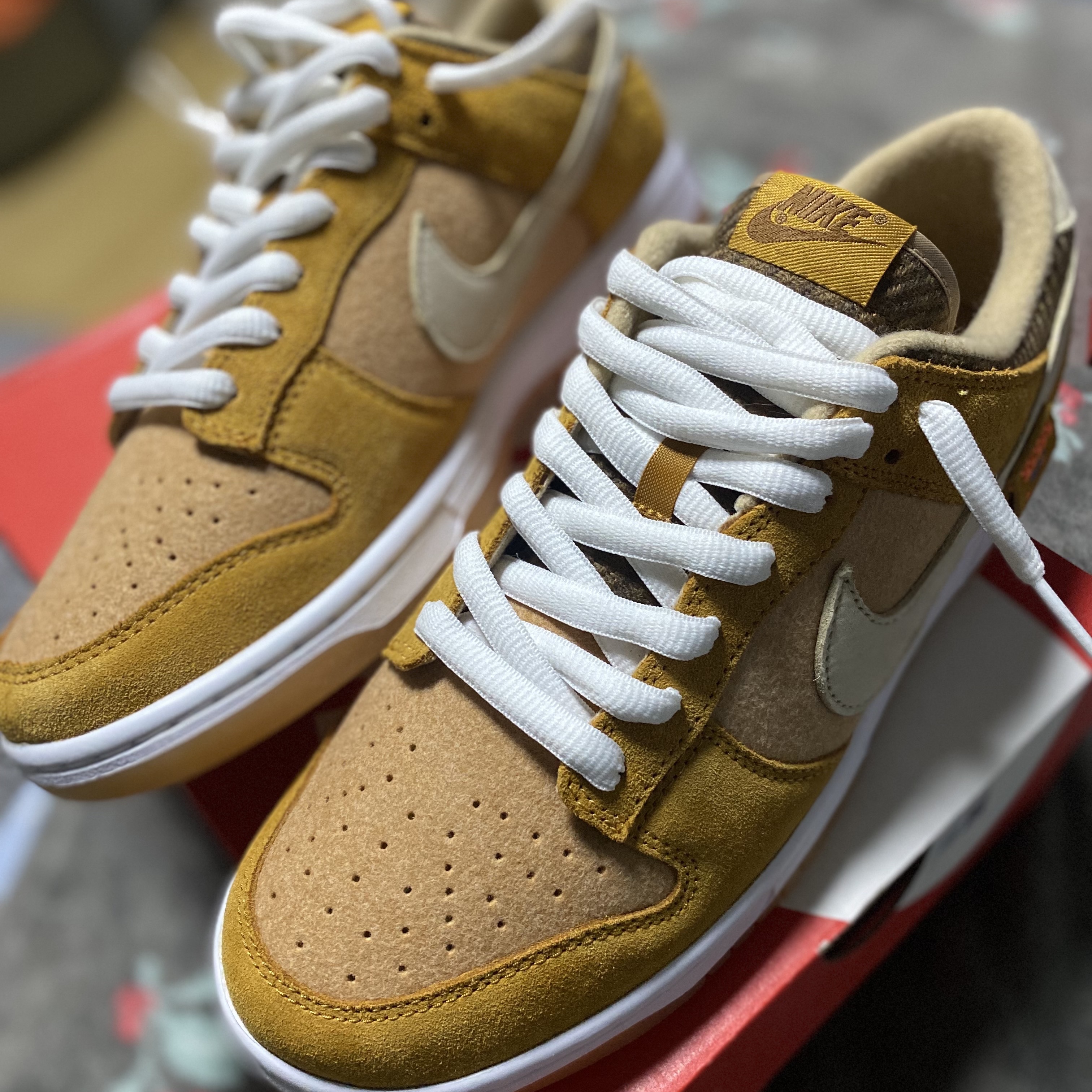 Nike Dunk Low SE Praline Desert Ochre, Nike Dunk Low Pro Premium Medium Curry 착용 스타일