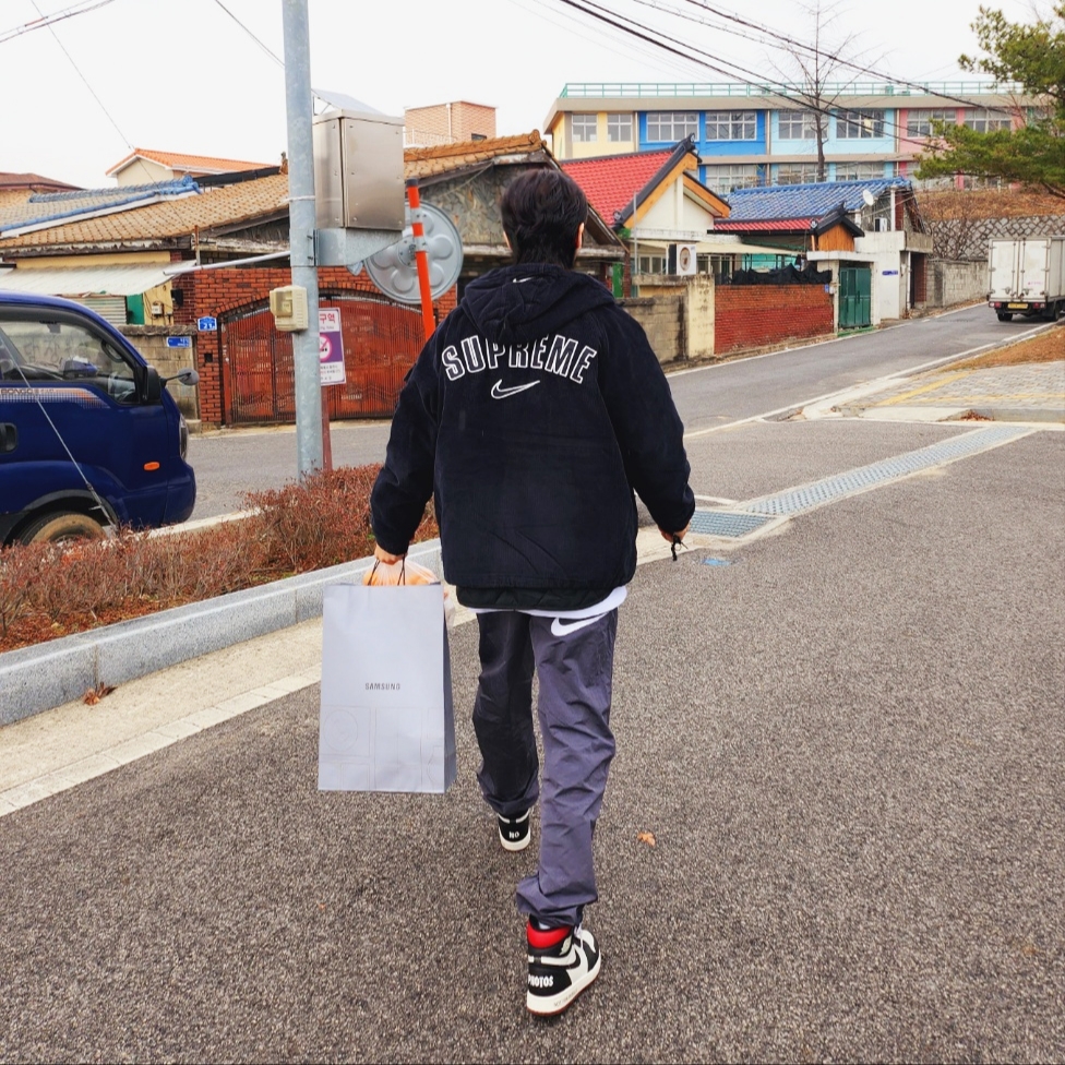 Supreme x Nike Arc Corduroy Hooded Jacket Black - 22SS, Nike x Stussy Beach Pants Off Noir 착용 스타일