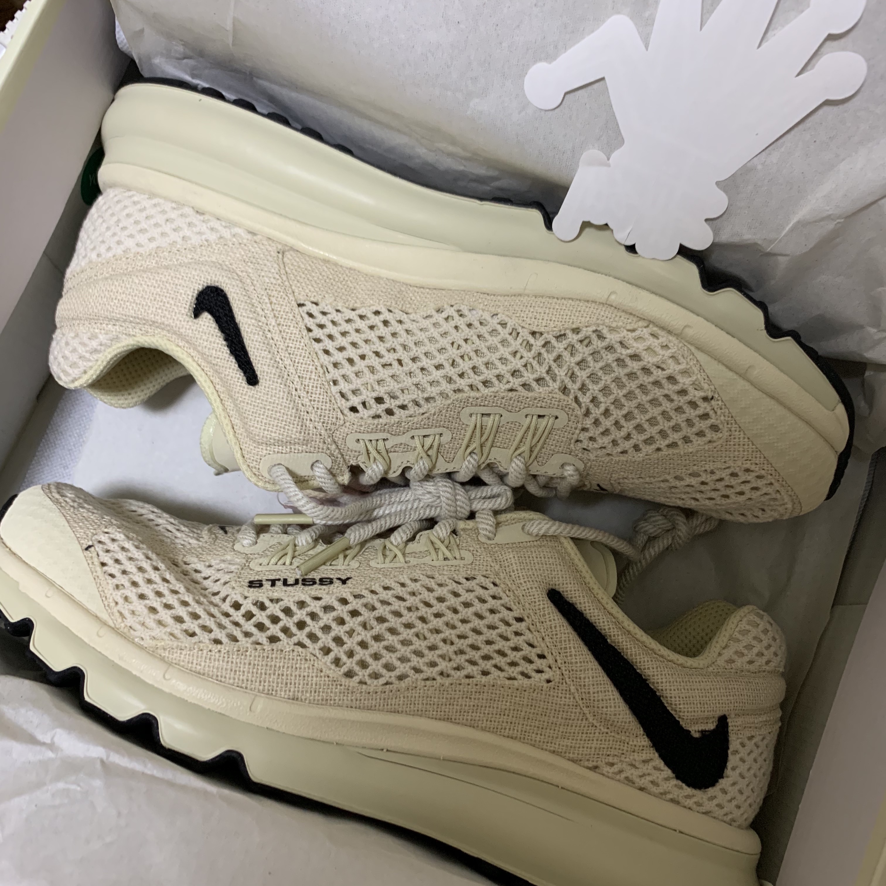 Nike x Stussy Air Max 2013 Fossil 착용 스타일