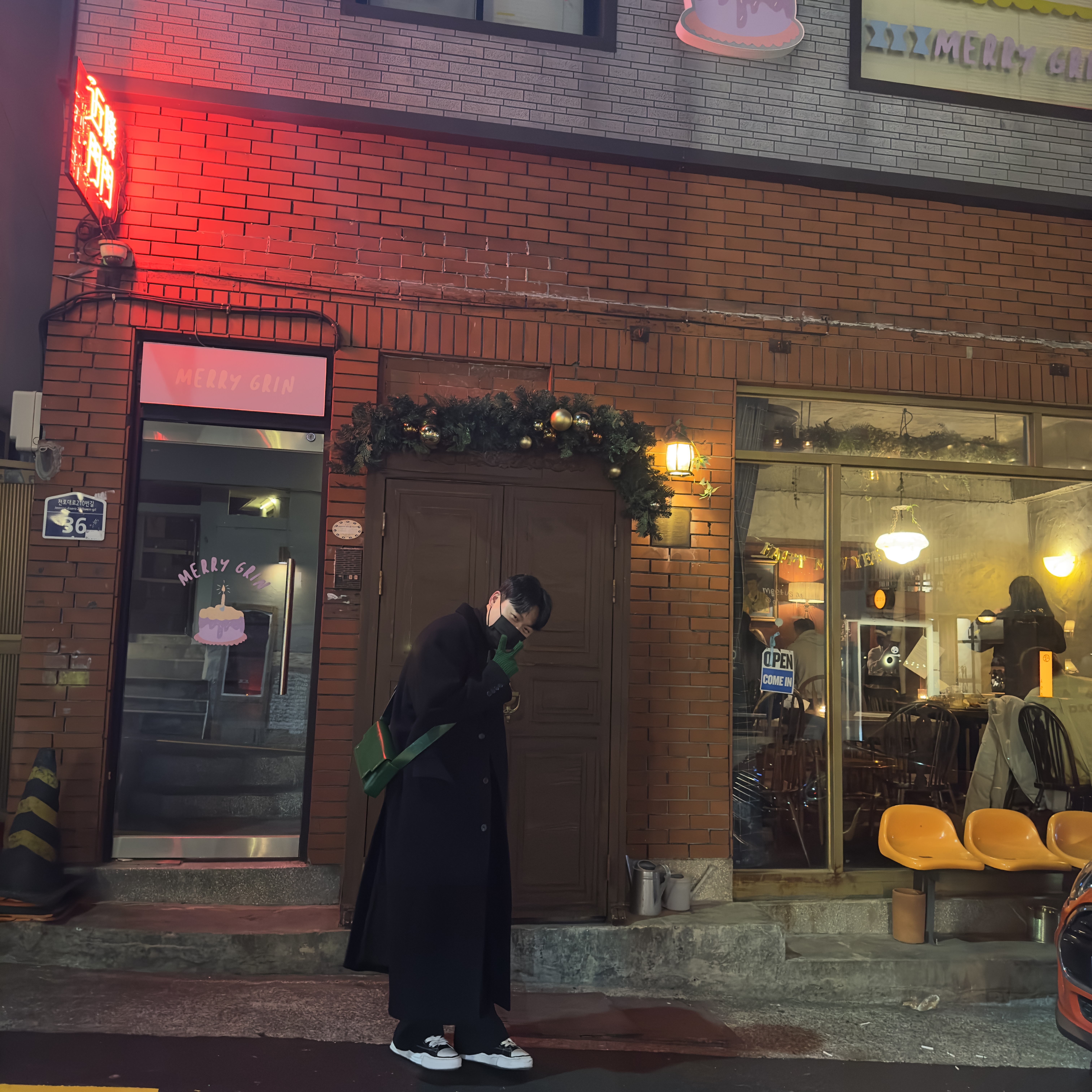 Maison Mihara Yasuhiro Peterson OG Sole Canvas Low Sneakers Black 착용 스타일
