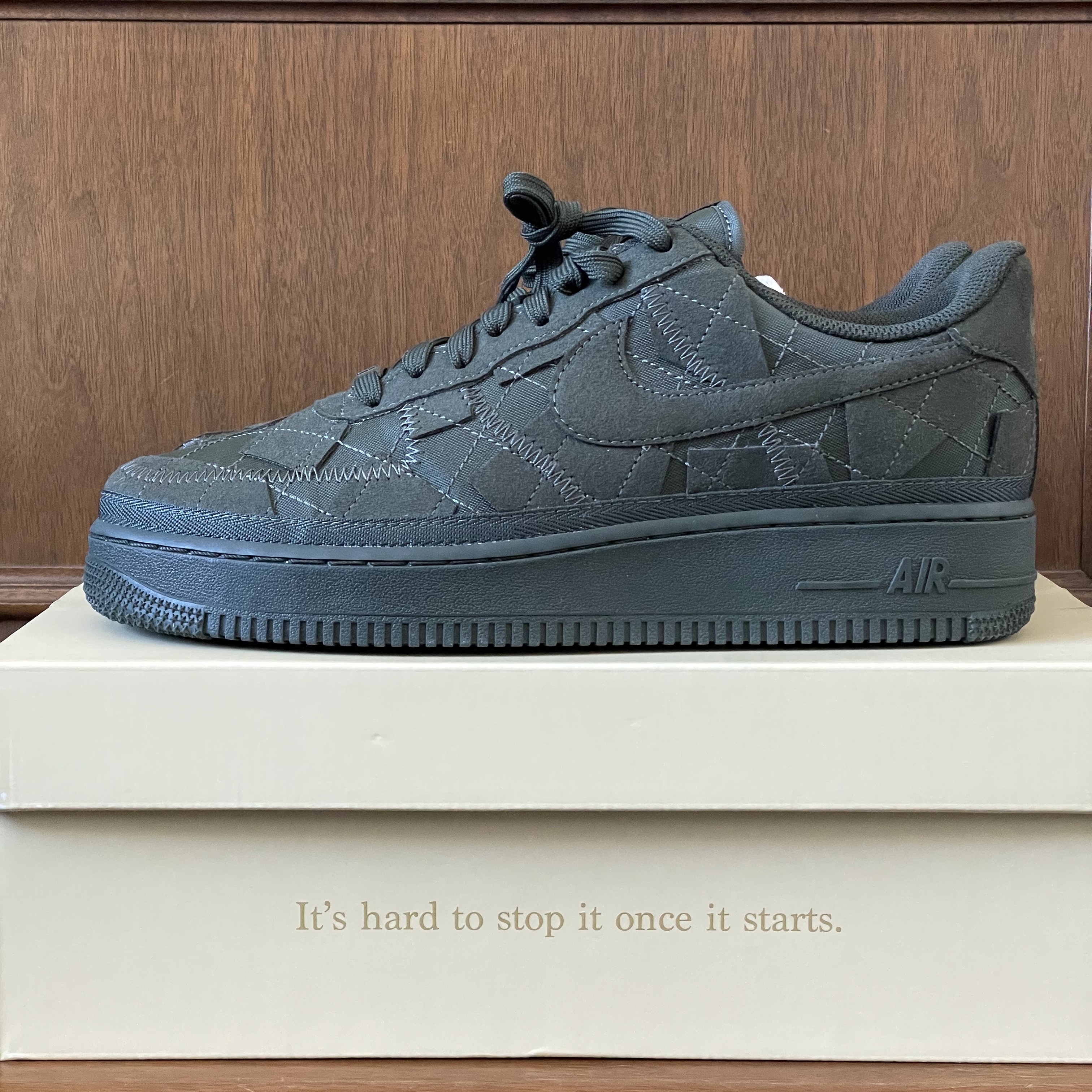 Nike x Billie Eilish Air Force 1 Low '07 SP Sequoia, Nike x Billie Eilish Air Force 1 High '07 SP Mushroom 착용 스타일 - 1