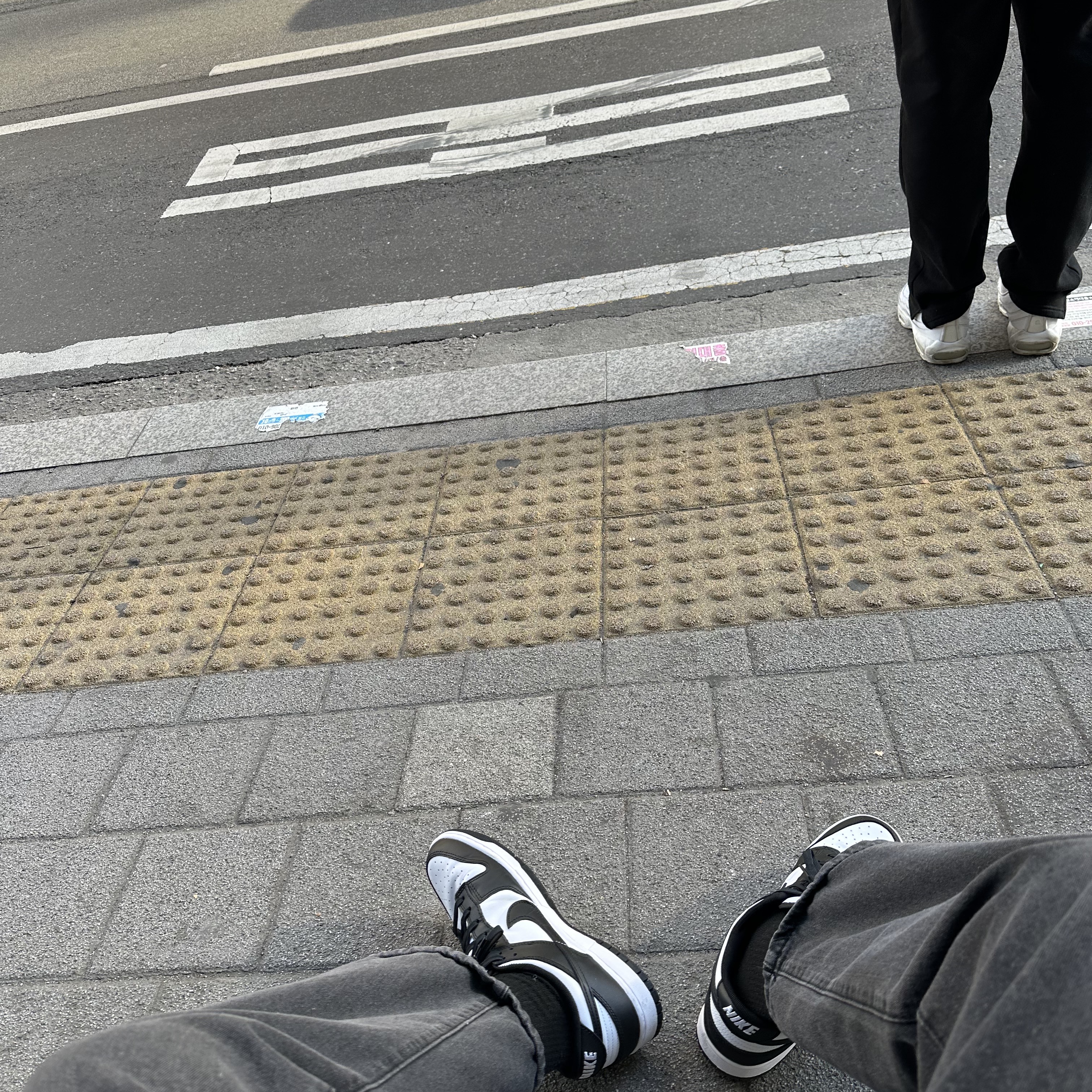 Nike Dunk Low Retro Black 착용 스타일