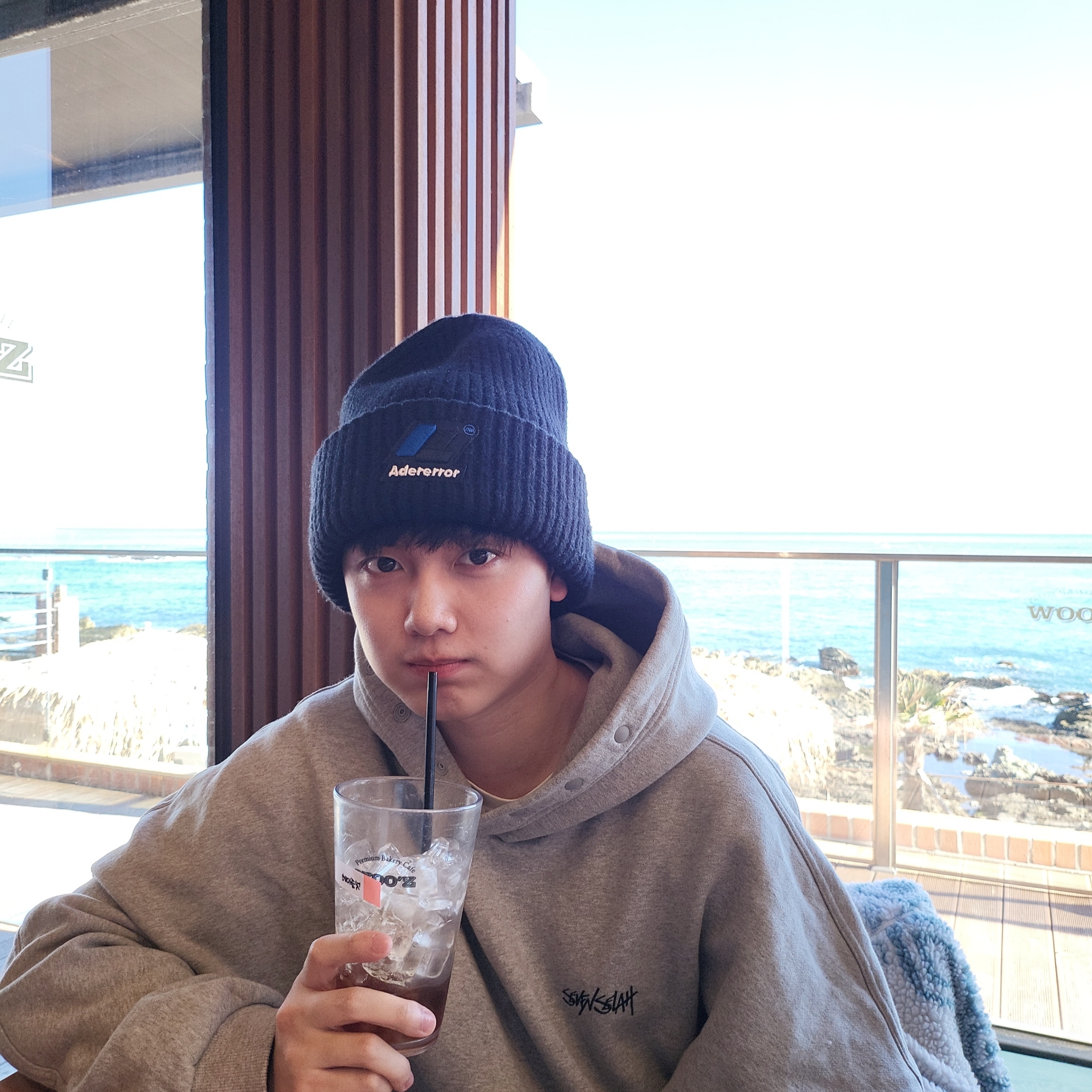 Ader Error x Zara Beanie Black 착용 스타일