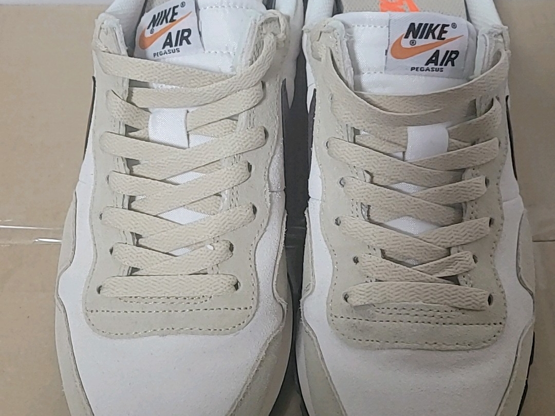 Nike Air Pegasus 83 PRM Sail and Light Chocolate 착용 스타일 - 2