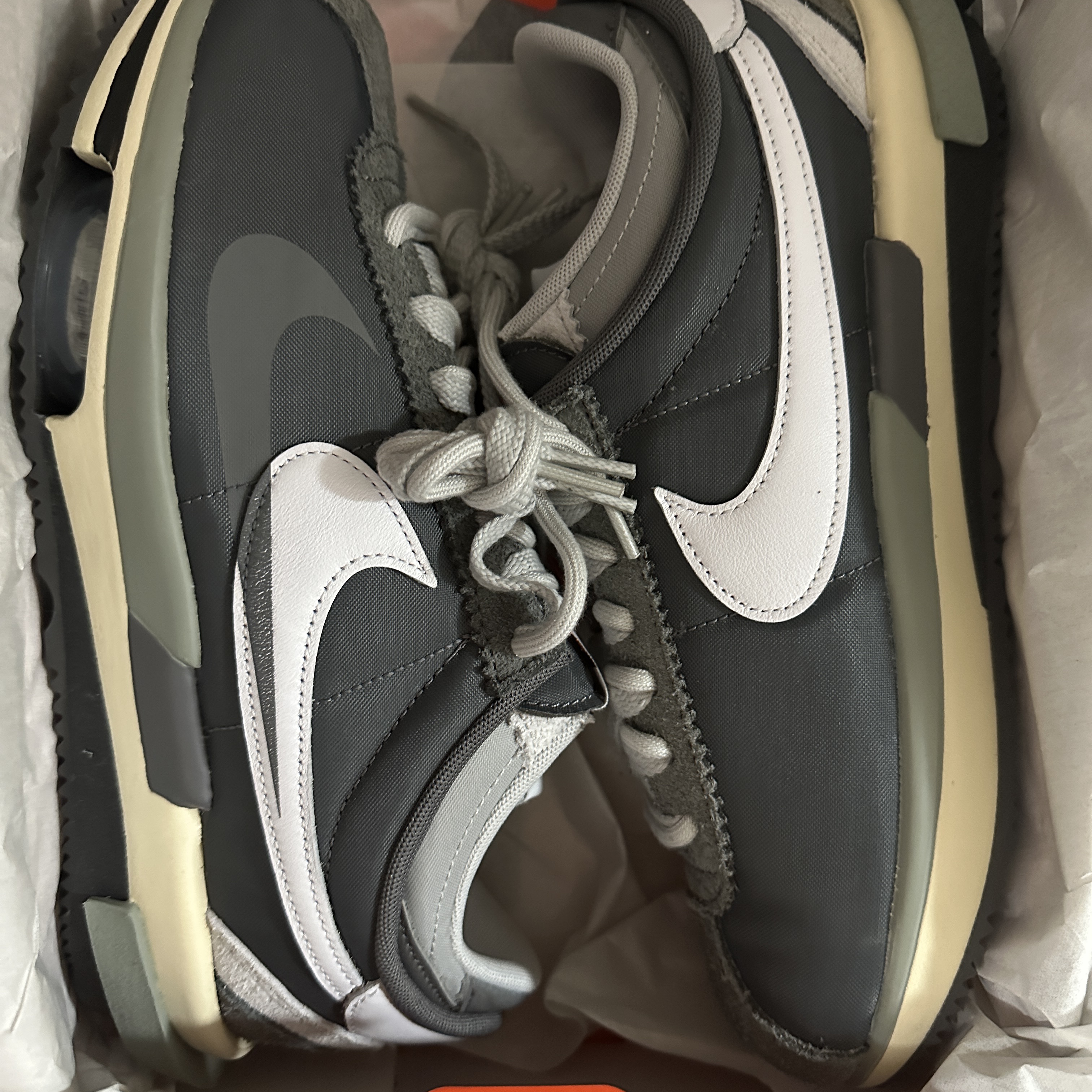Nike x Sacai Zoom Cortez SP Iron Grey 착용 스타일