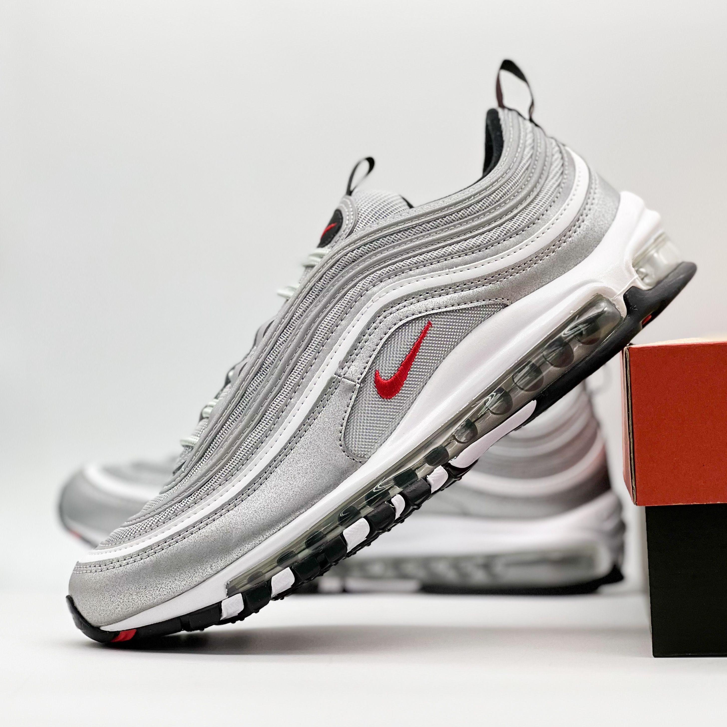 Nike Air Max 97 OG Silver Bullet 2022 착용 스타일 - 4