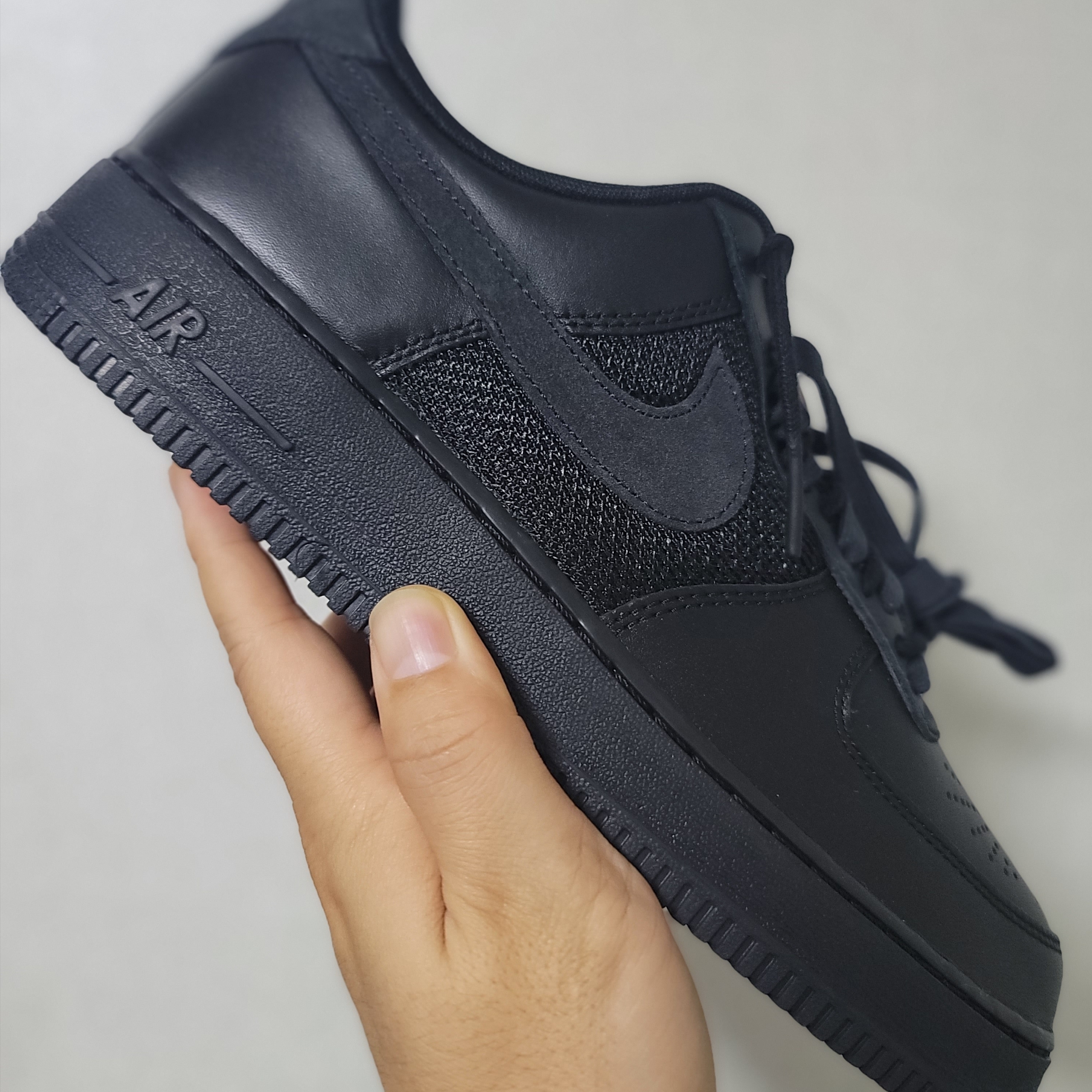 Nike x Slam Jam Air Force 1 Low SP Black Off Noir 착용 스타일 - 1