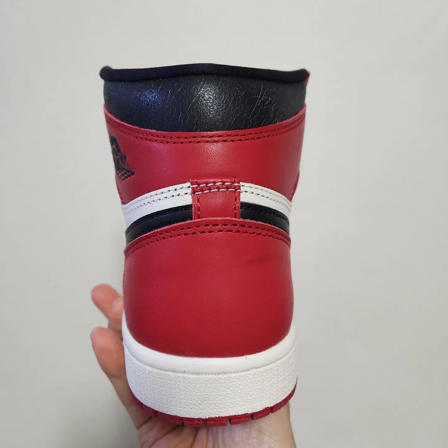 Jordan 1 Retro High OG Chicago 2022 착용 스타일 - 5