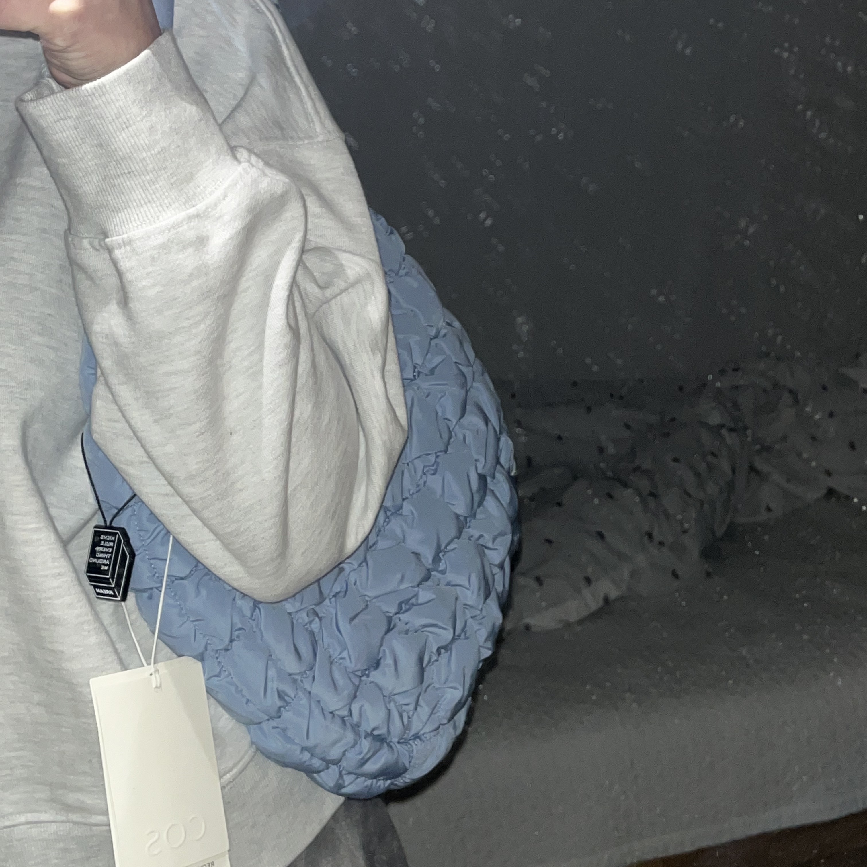 COS Quilted Mini Bag Light Blue 착용 스타일