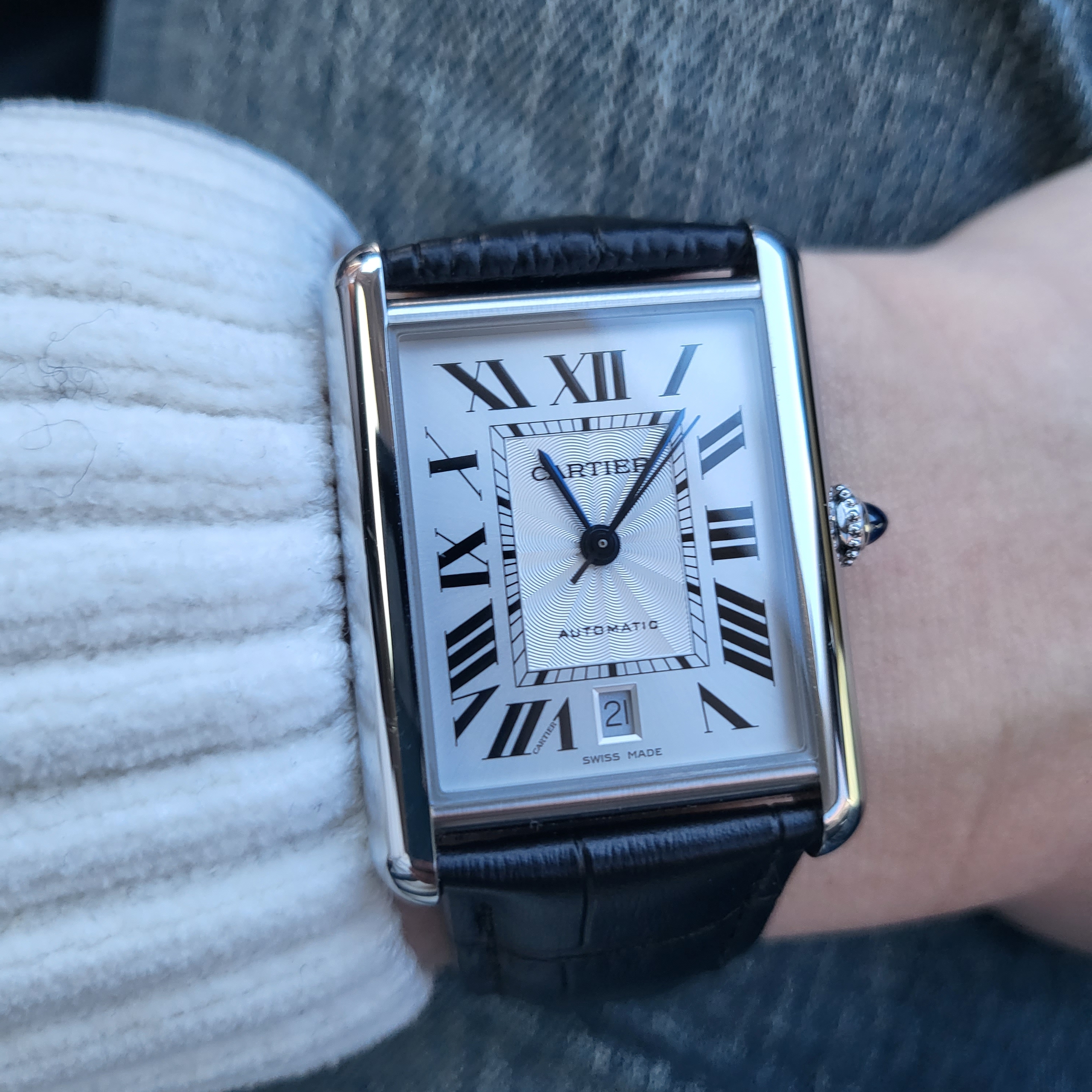 Cartier Tank Must Watch Extra Large Automatic Steel Bracelet Steel 착용 스타일 - 1