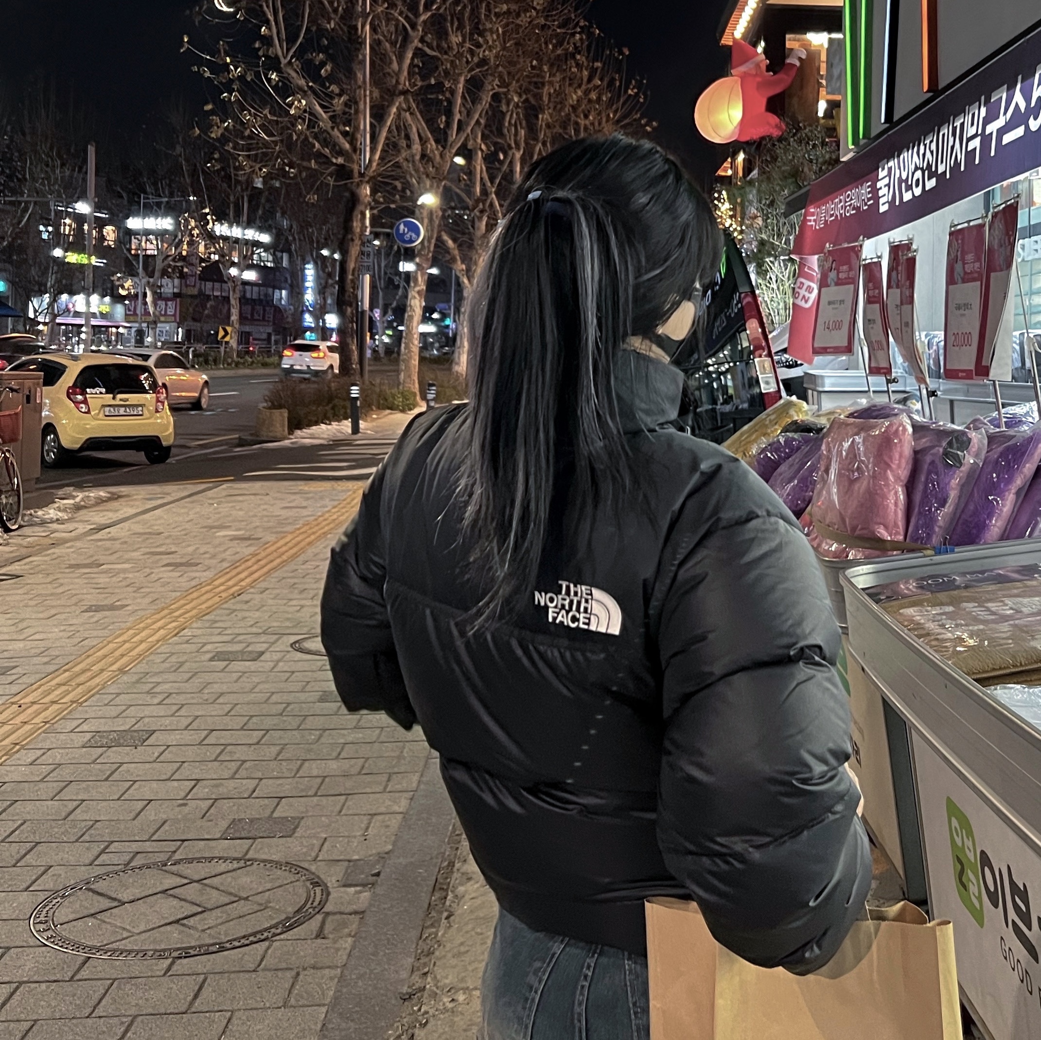 The North Face 1996 Eco Nuptse Jacket Black 착용 스타일 - 1