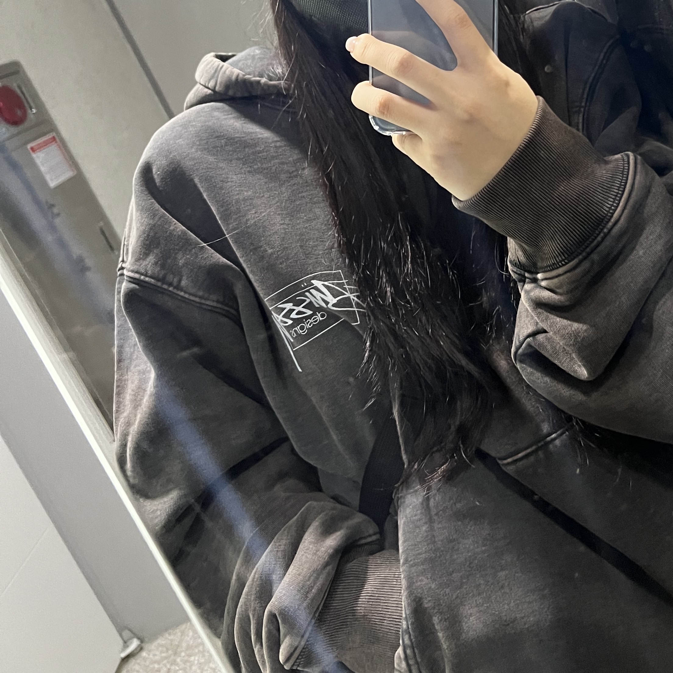 Stussy Dyed Stussy Designs Hoodie Black, Supreme Gradient Stripe Beanie Solid Black - 21FW 착용 스타일 - 2