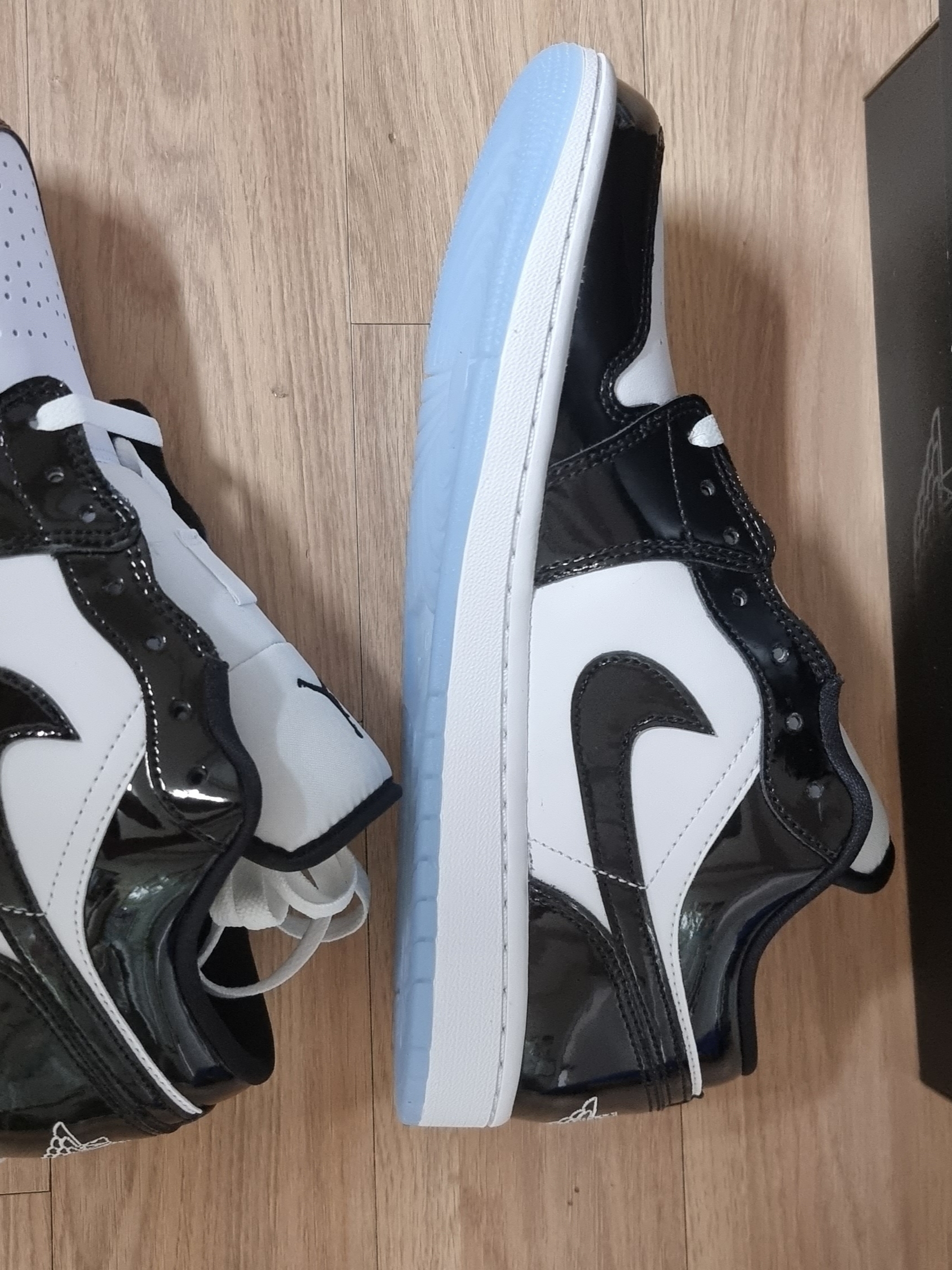 Jordan 1 Low SE Concord 착용 스타일 - 2