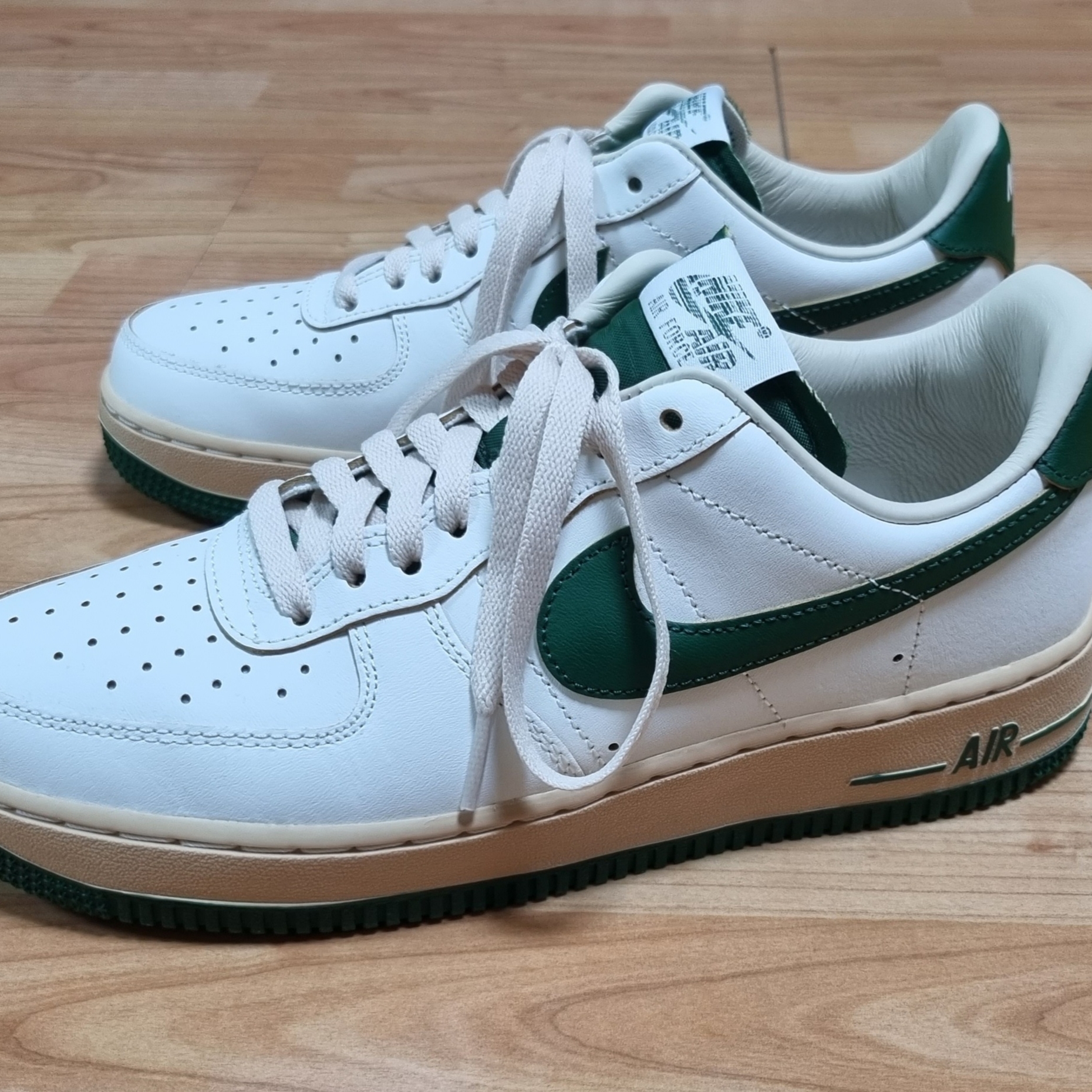 (W) Nike Air Force 1 Low Gorge Green 착용 스타일 - 4