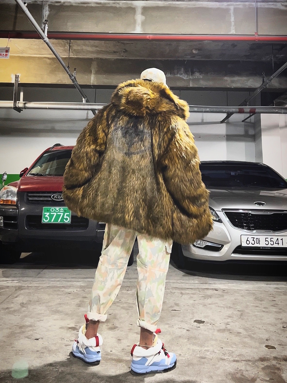 Supreme x Stone Island Reactive Ice Camo Ripstop Camp Cap Tan - 22SS, Supreme x Stone Island Reactive Ice Camo Ripstop Jacket Tan - 22SS 착용 스타일 - 3
