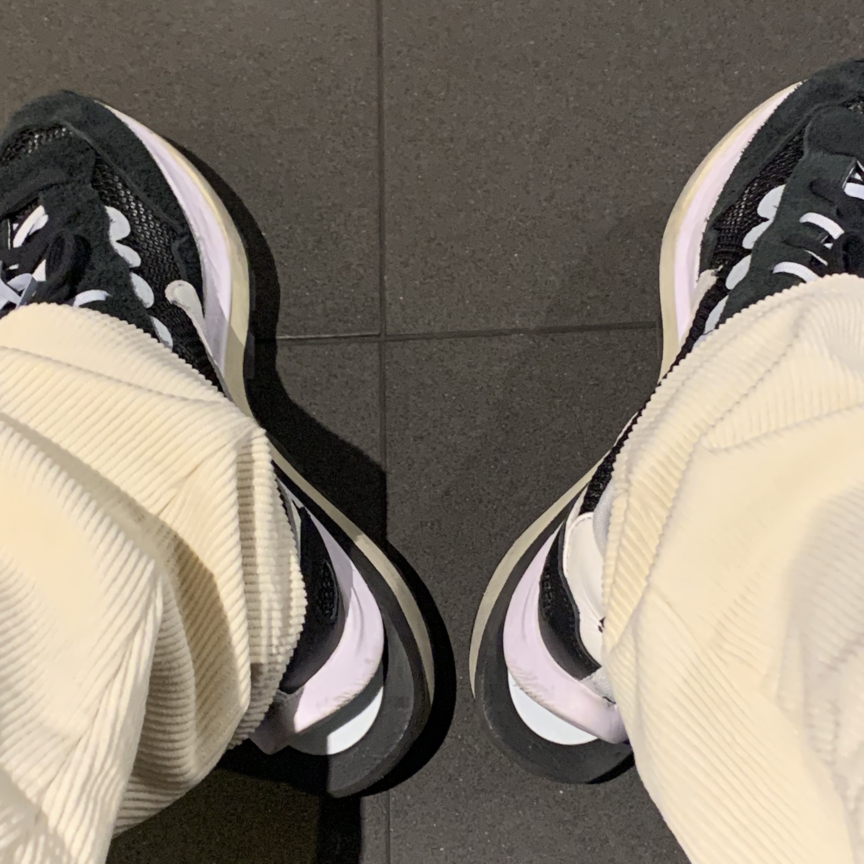 Nike x Sacai VaporWaffle Black White 착용 스타일